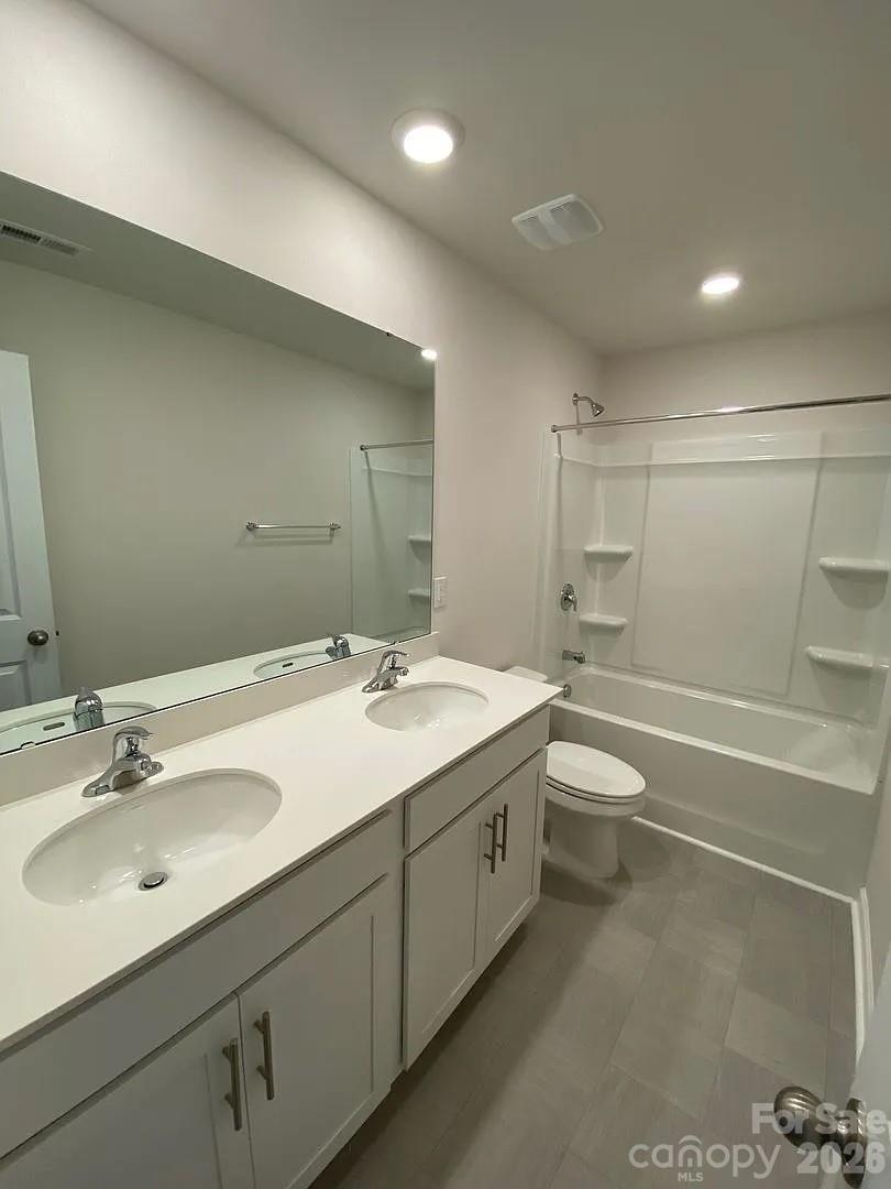 Holbrook Village - Residential