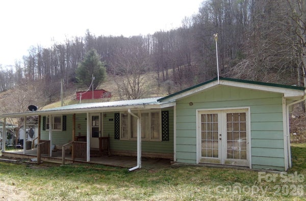 1905 LITTLE CREEK RD, BURNSVILLE, NC 28714 - Image 4ce85db8be20ac9c2e69057f4cc4bdd4/172398239