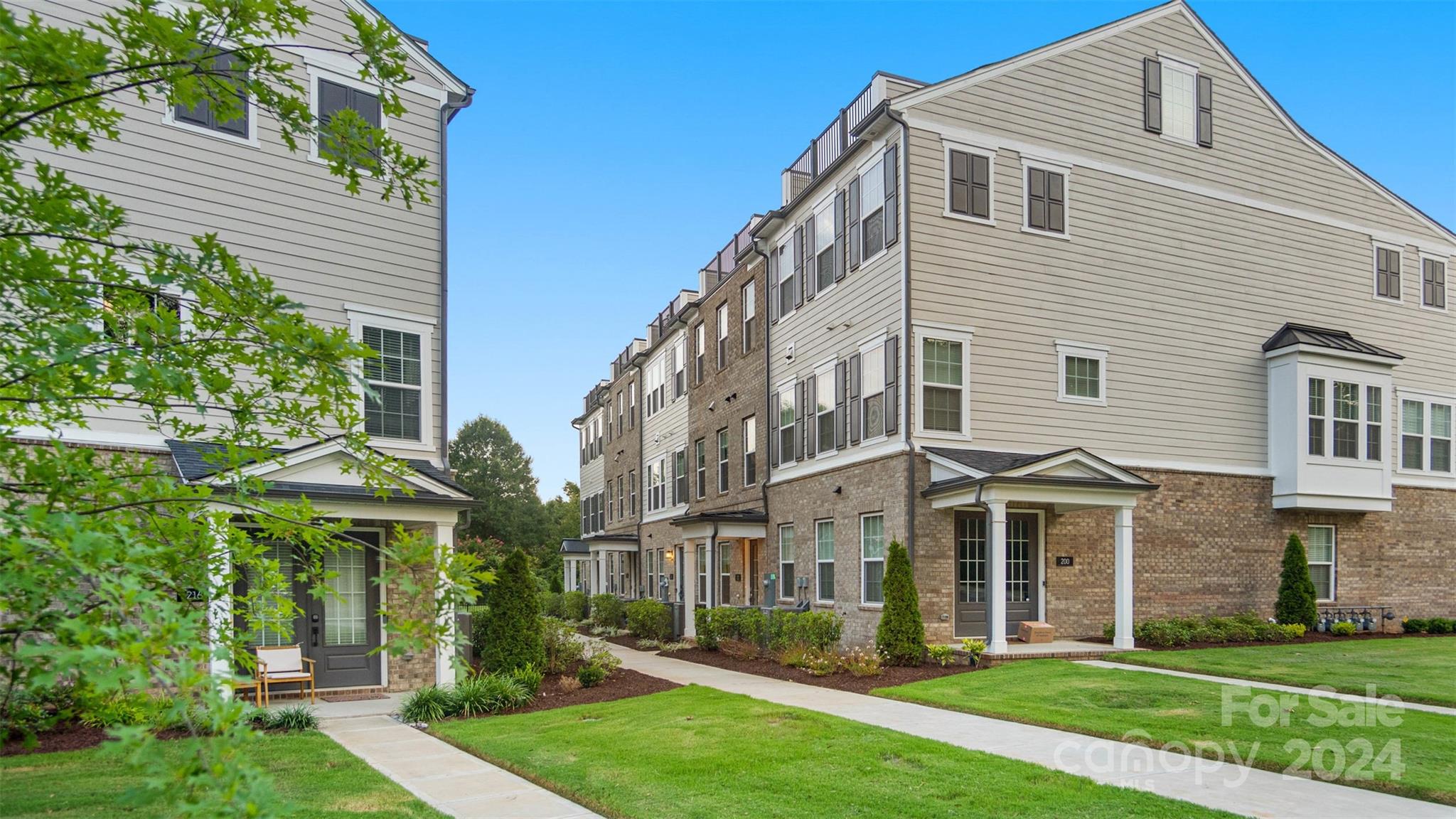 Elizabeth Glen - Residential