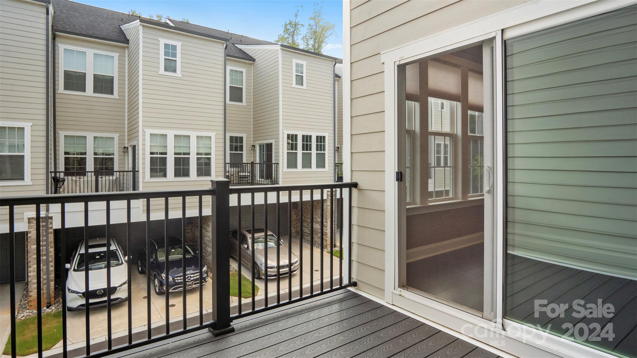 Elizabeth Glen - Residential