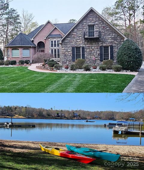 1832 Marthas Vineyard Road York SC 29745