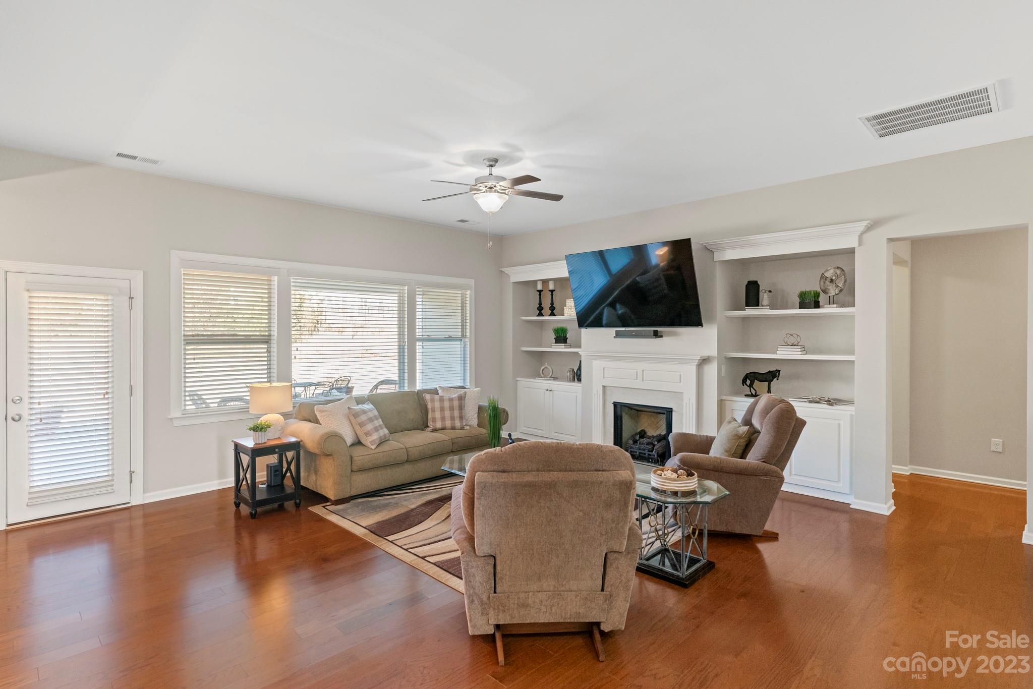 Killians Pointe - Residential