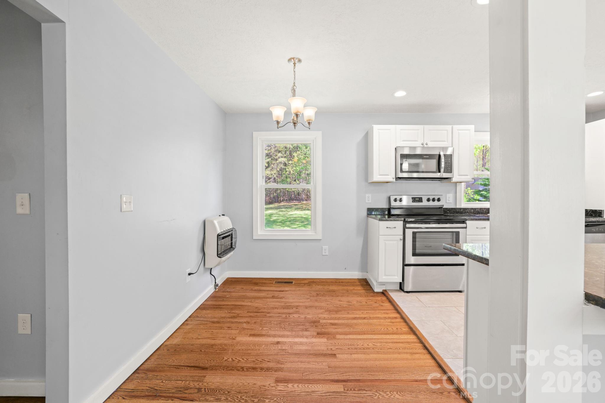 Hickory Knoll - Residential