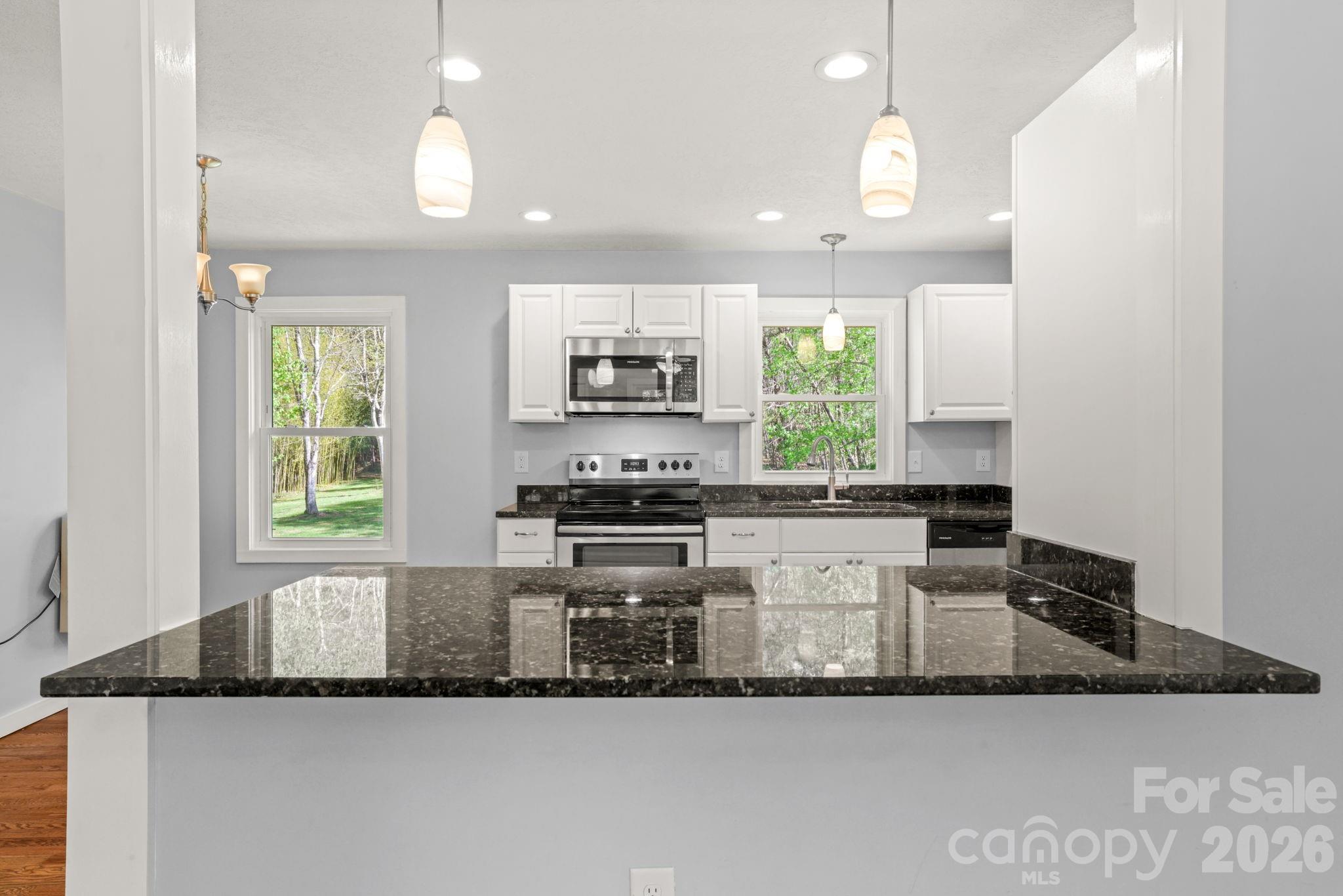 Hickory Knoll - Residential