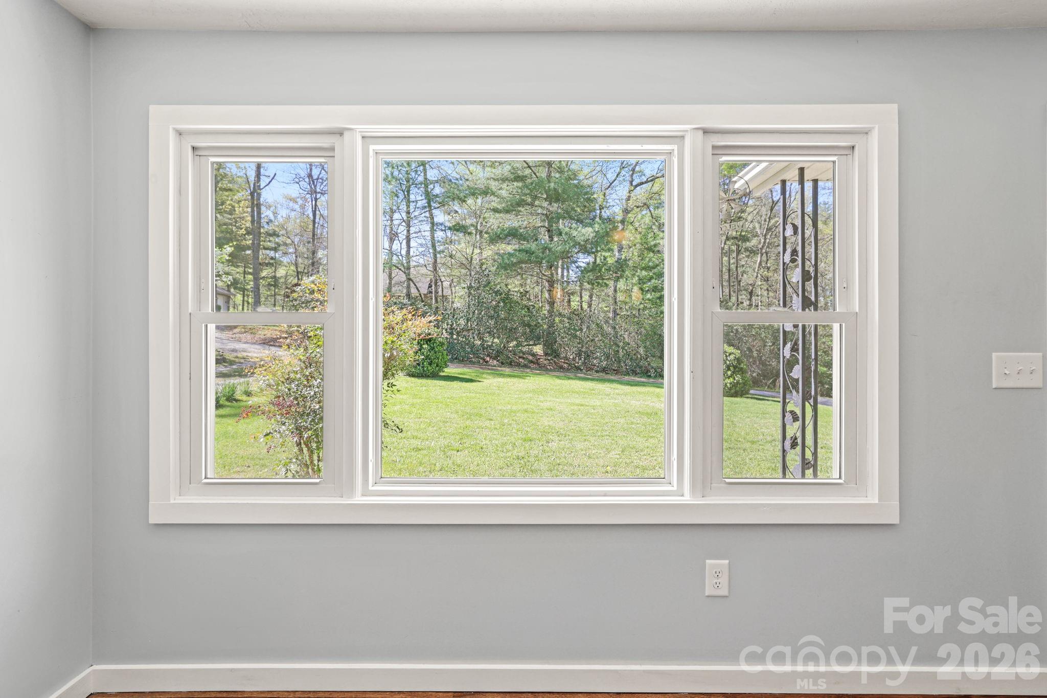 Hickory Knoll - Residential