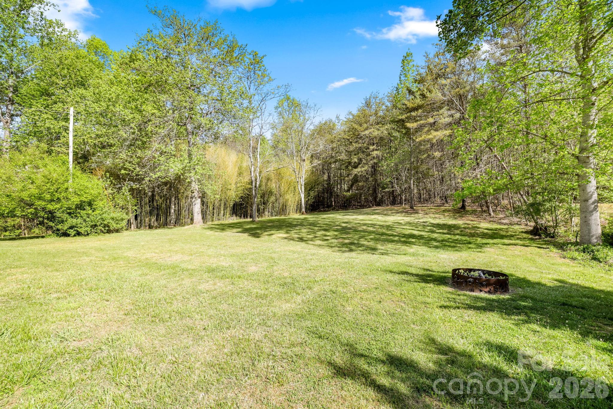 Hickory Knoll - Residential