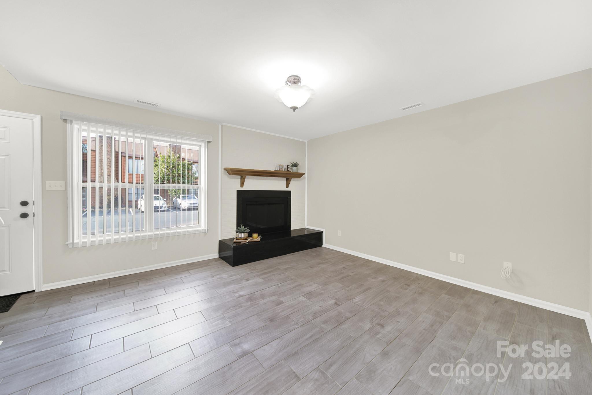 Brookside Townhouses - Residential