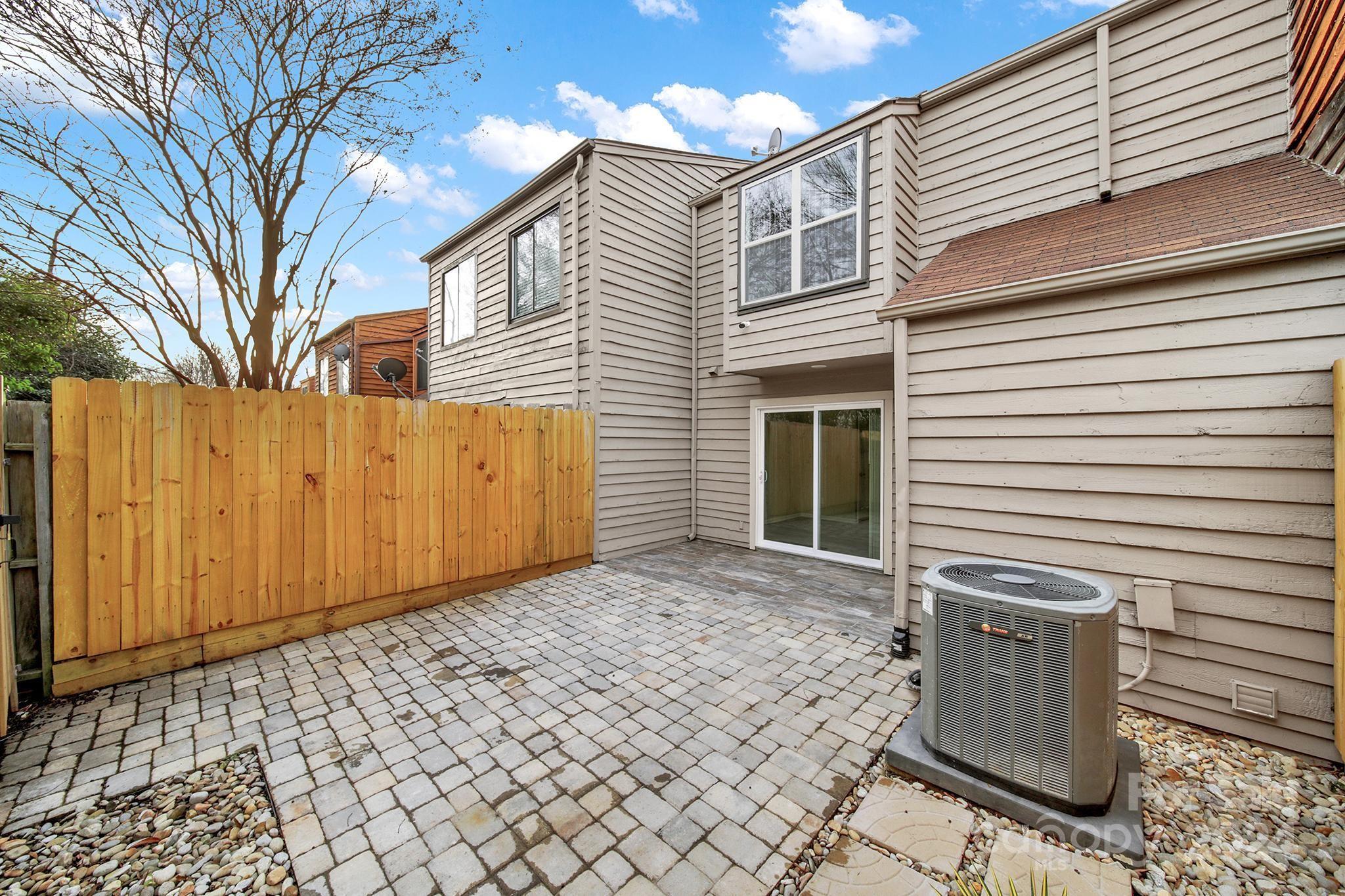 Brookside Townhouses - Residential