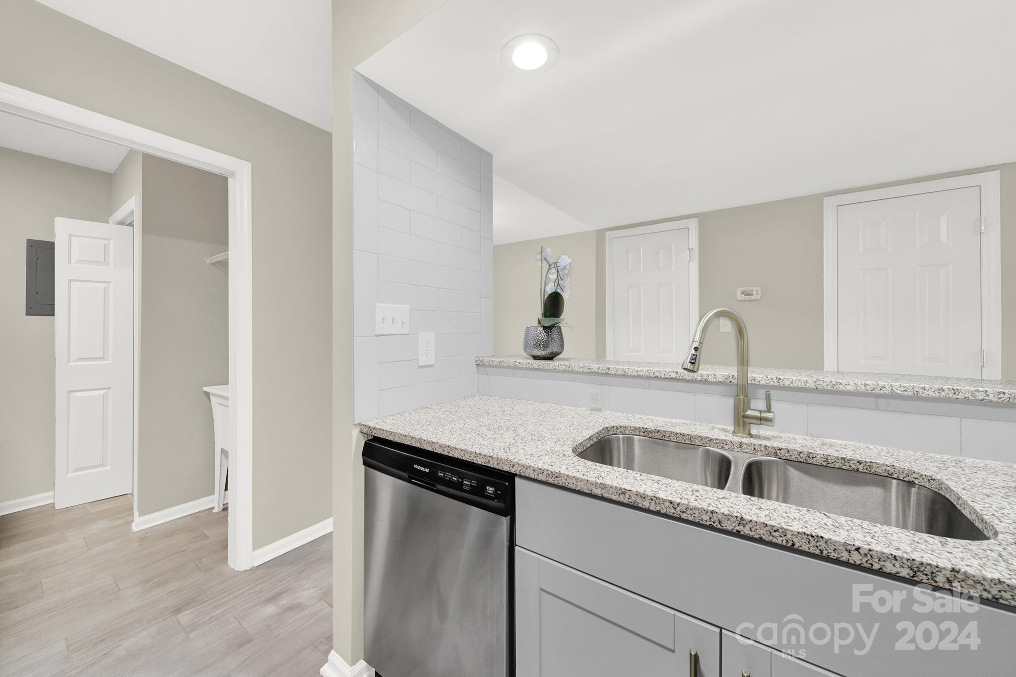 Brookside Townhouses - Residential