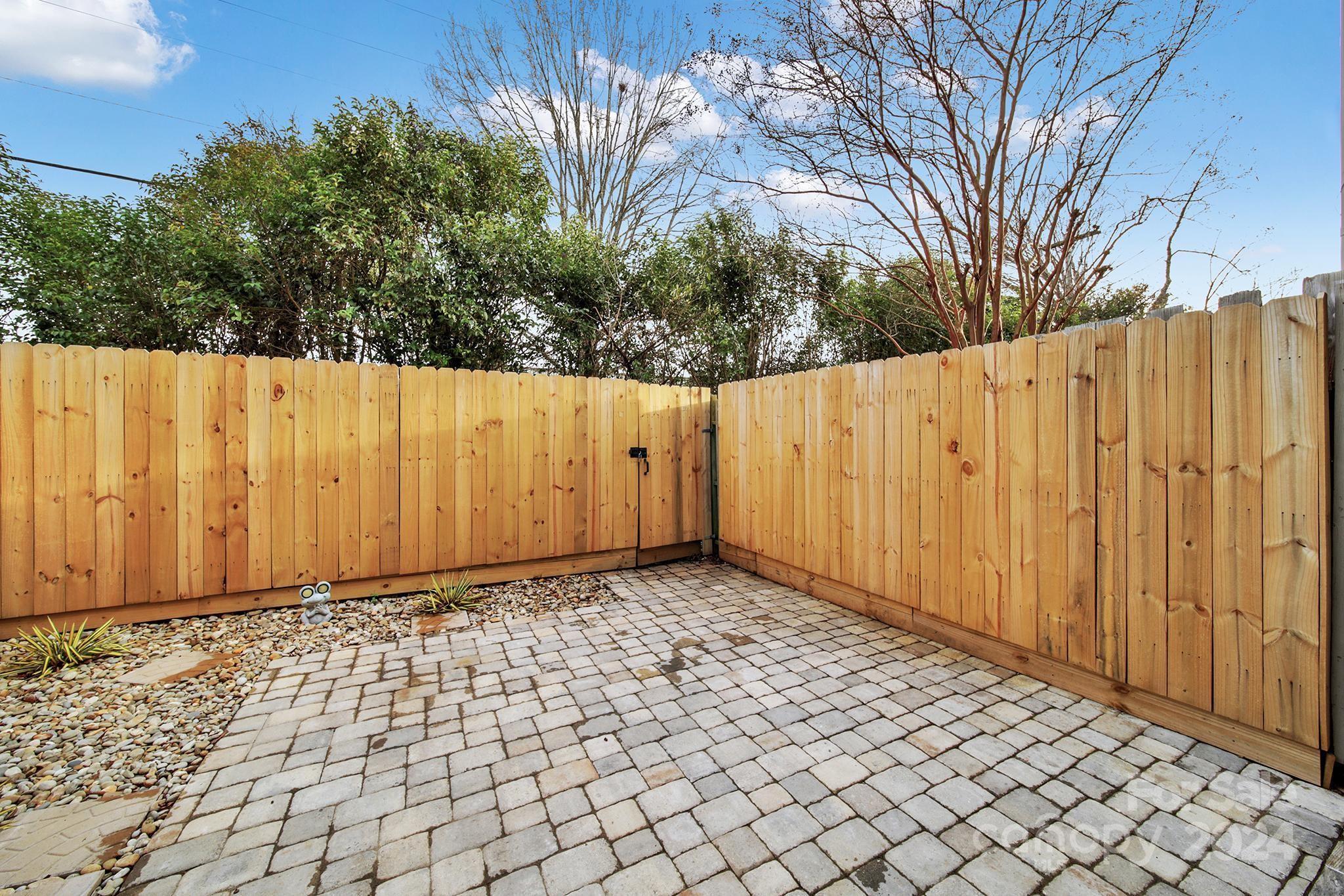 Brookside Townhouses - Residential