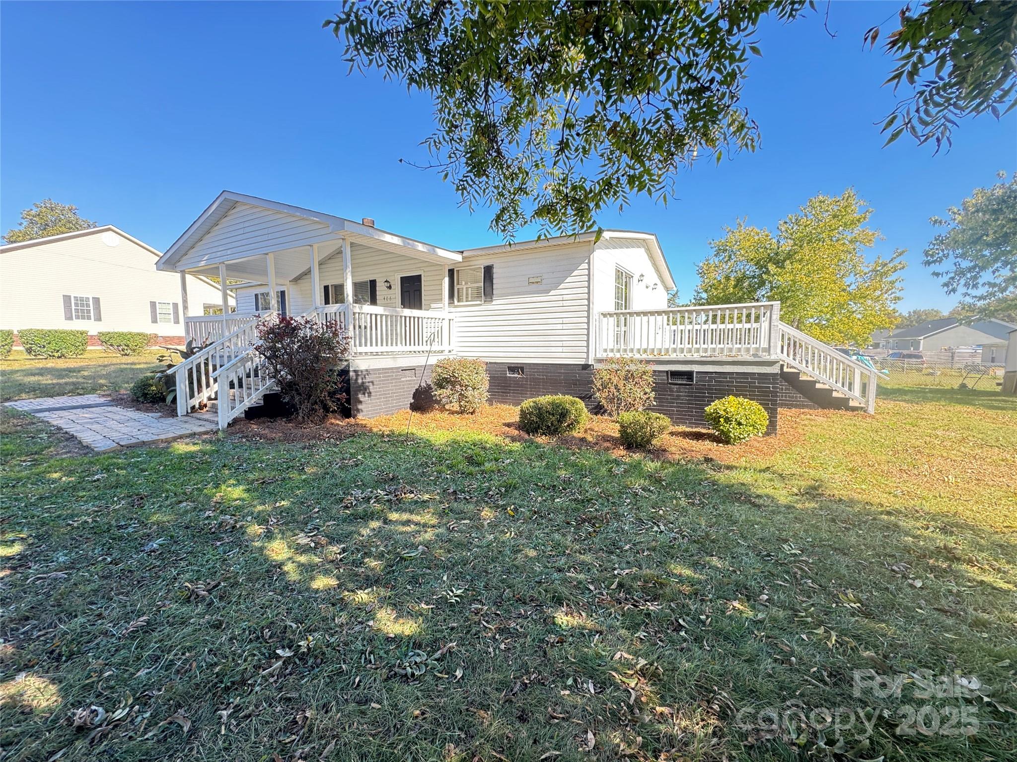 406 W Mill Street