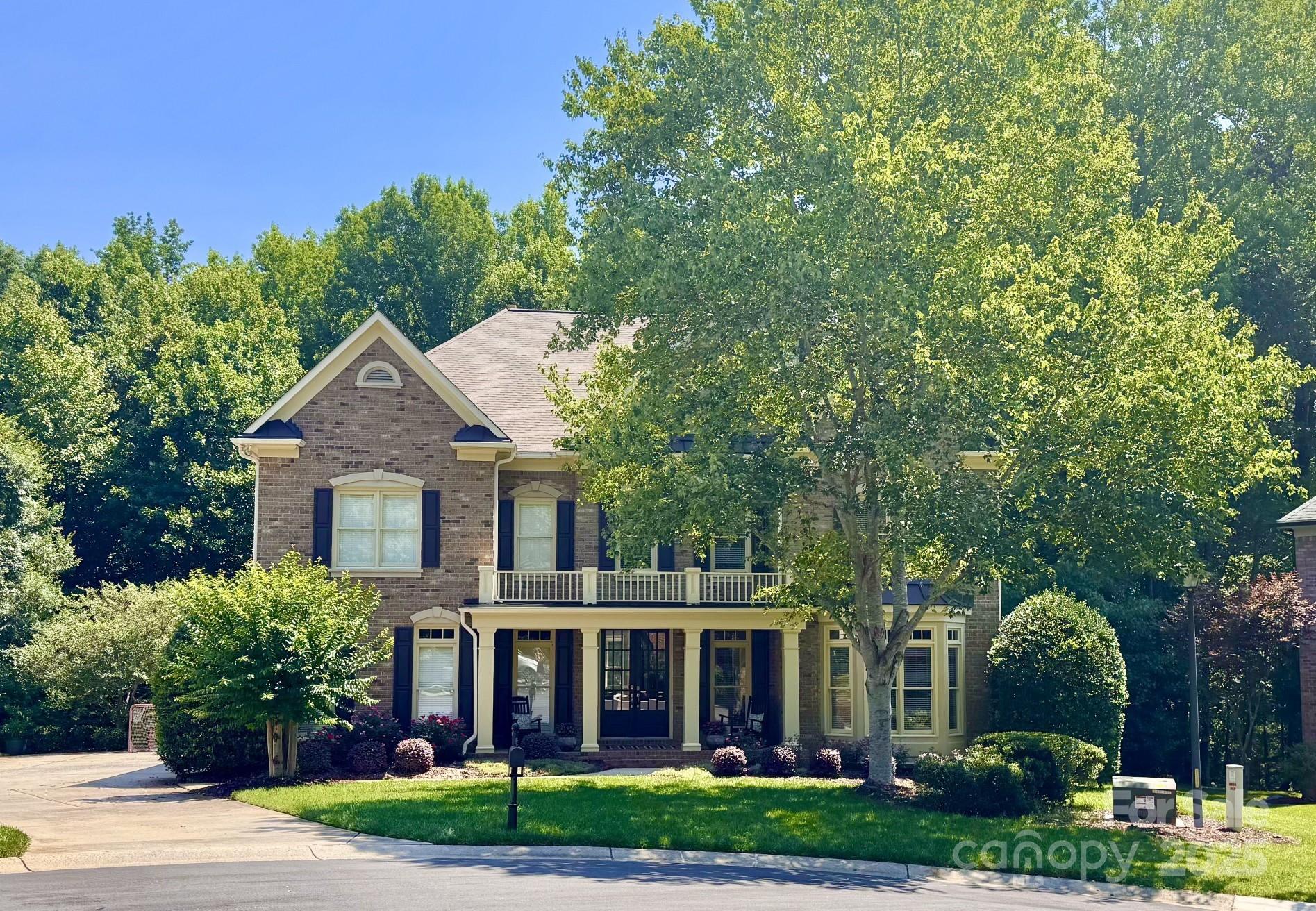 2103 Lytton Lane