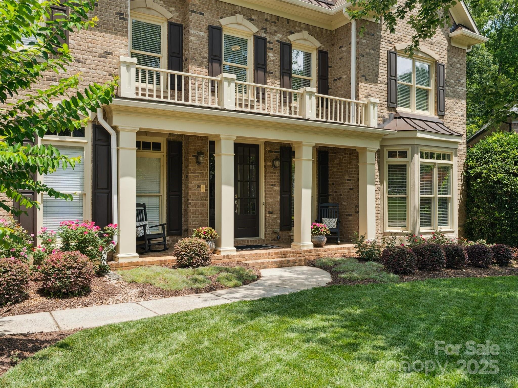 2103 Lytton Lane
