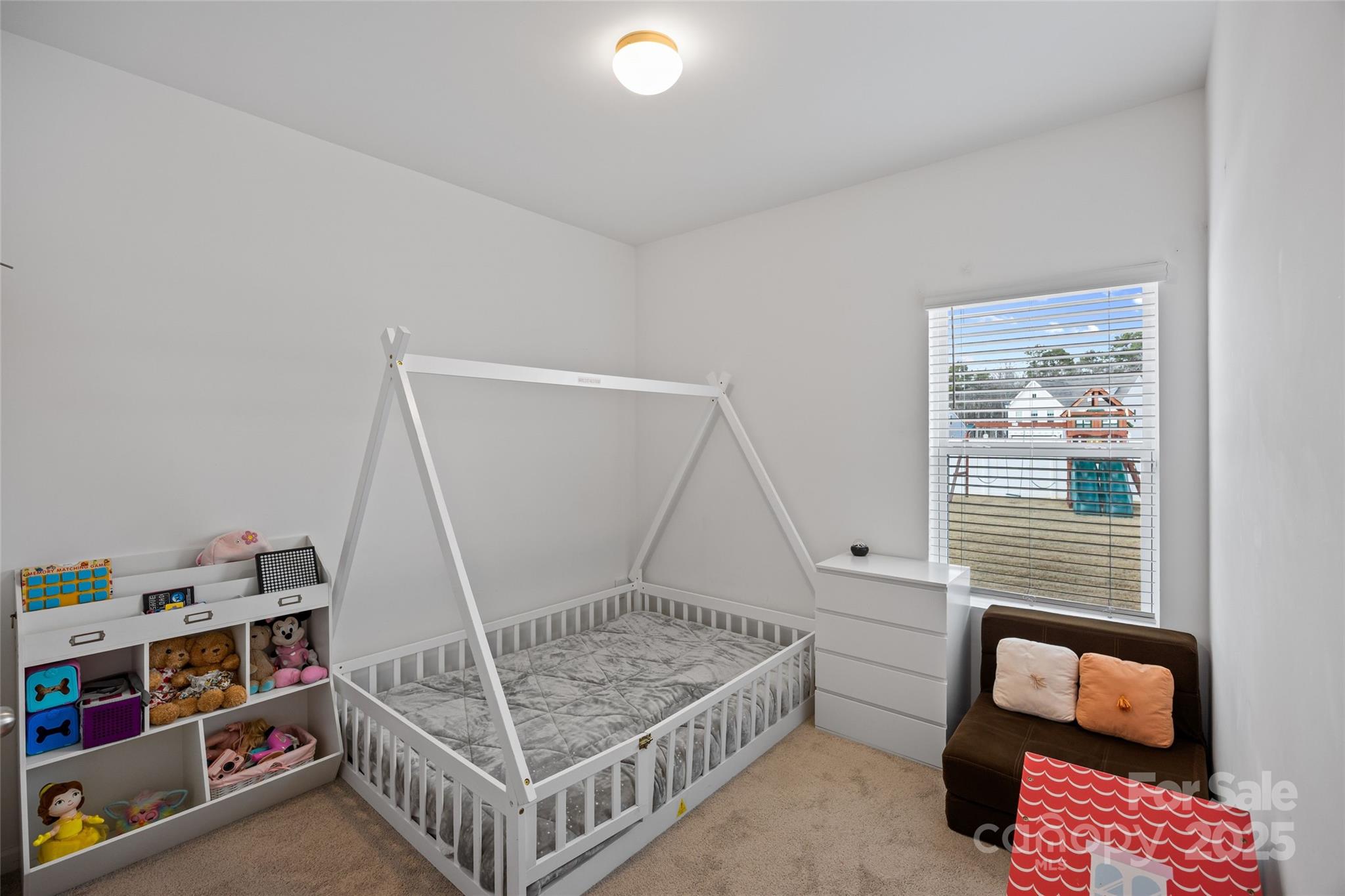 2502 Waverly Drive 9