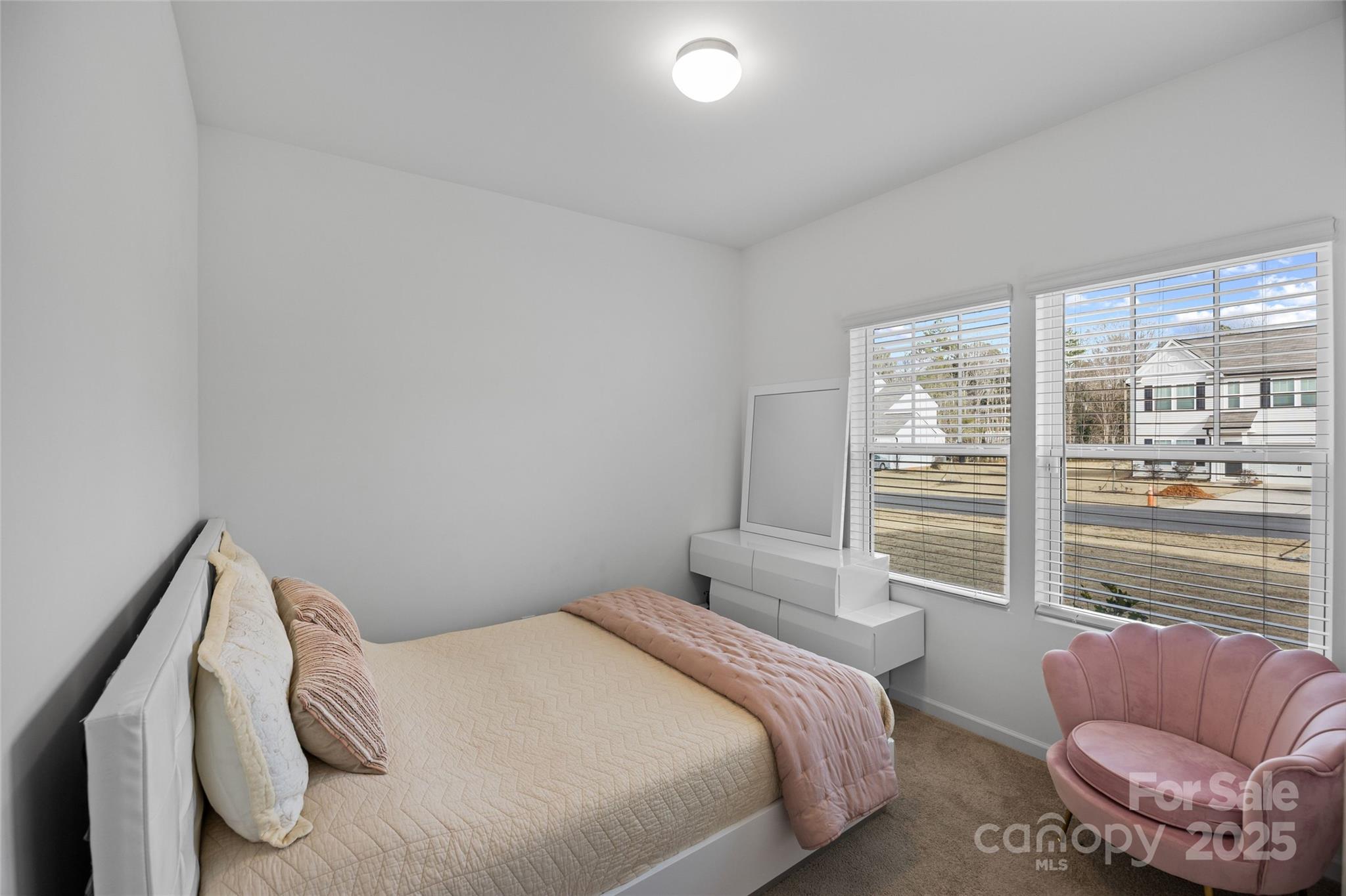 2502 Waverly Drive 9