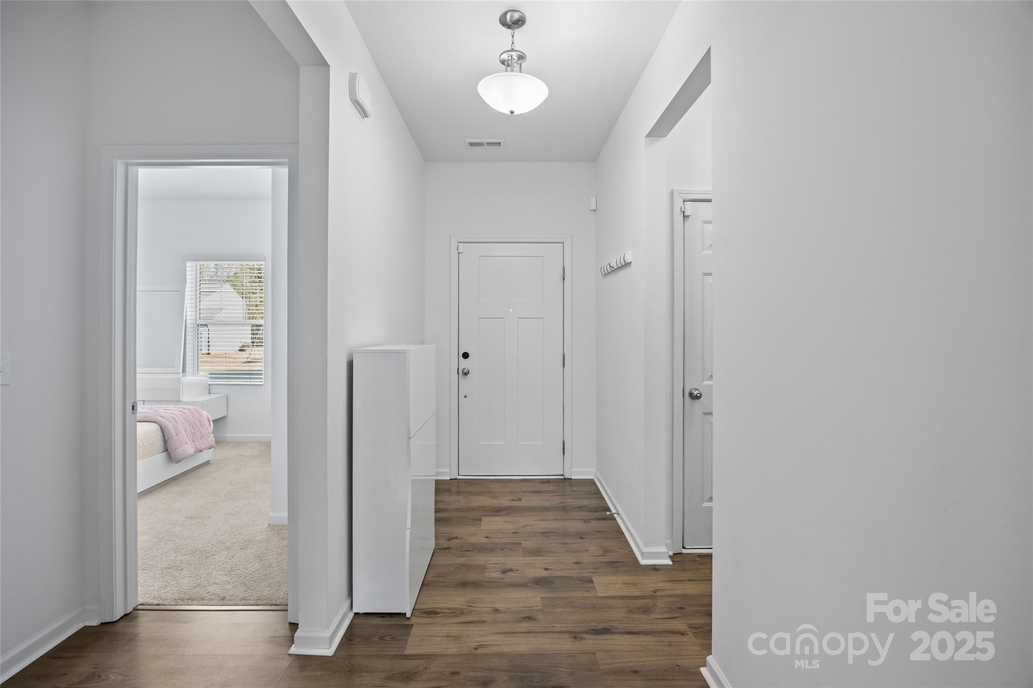 2502 Waverly Drive 9