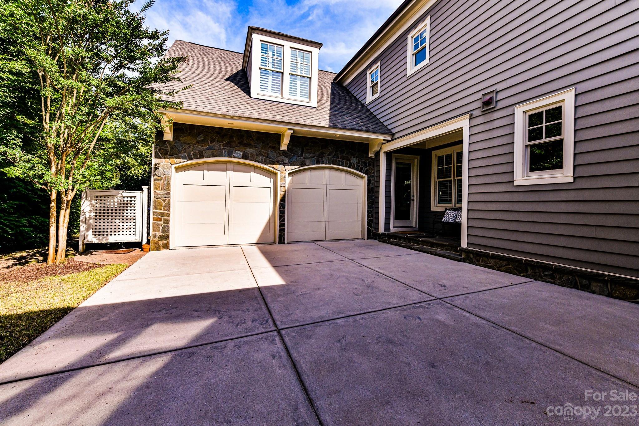 Robbins Park - Residential