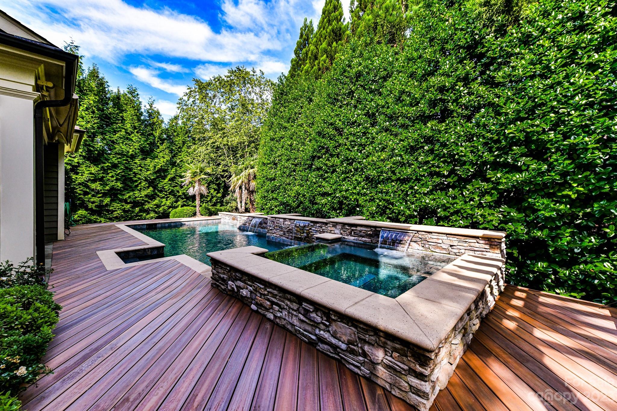 Robbins Park - Residential