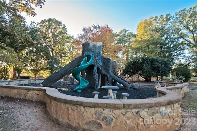 Robbins Park - Residential