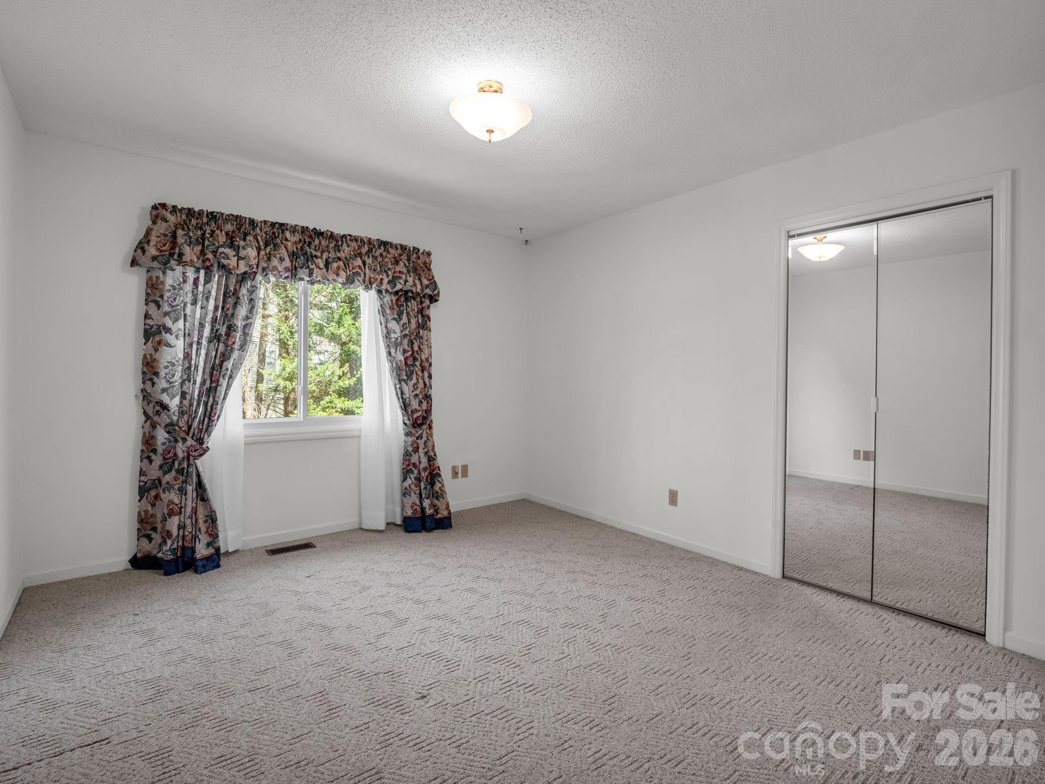 Hunters Glen - Residential