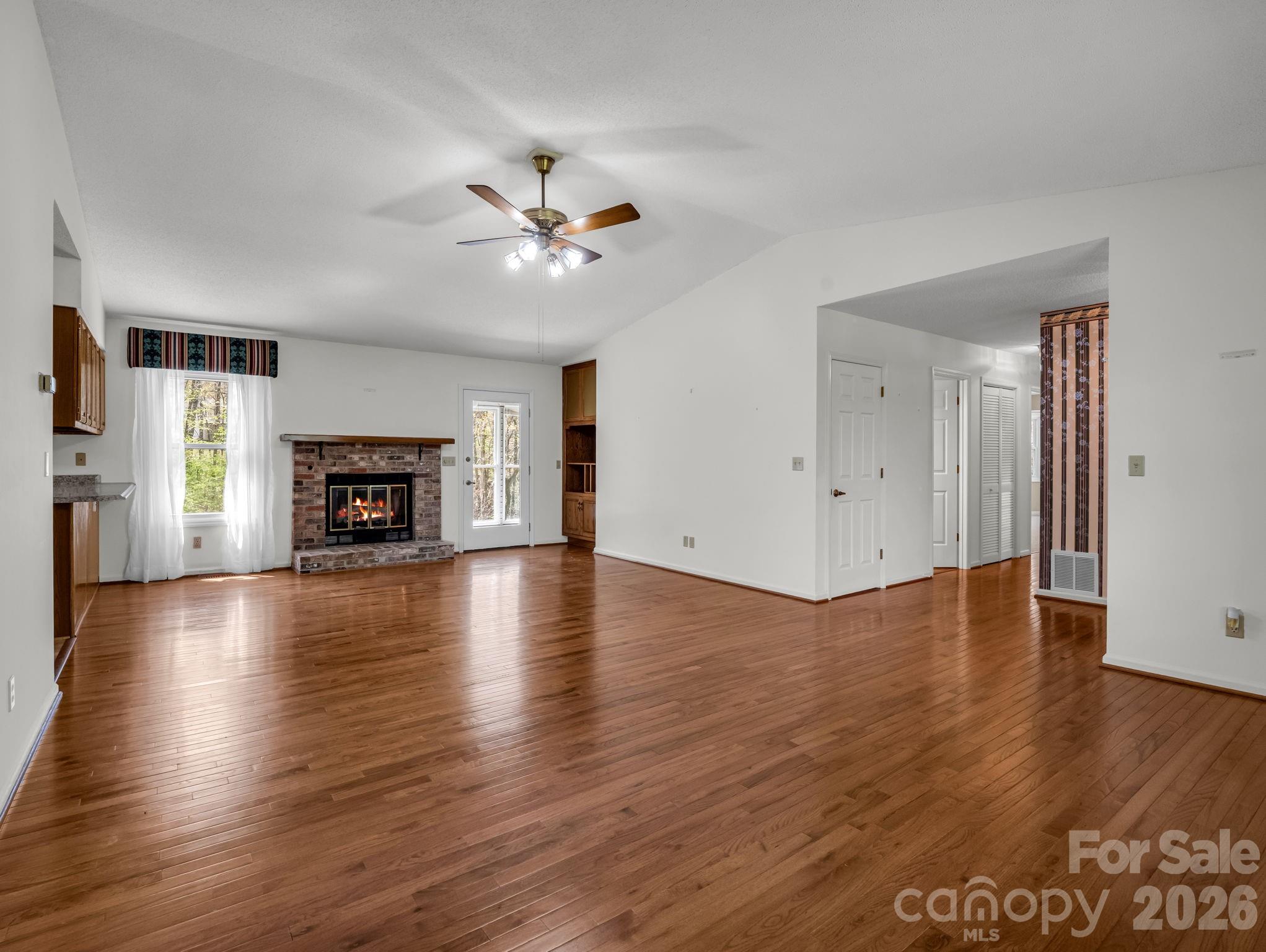 Hunters Glen - Residential