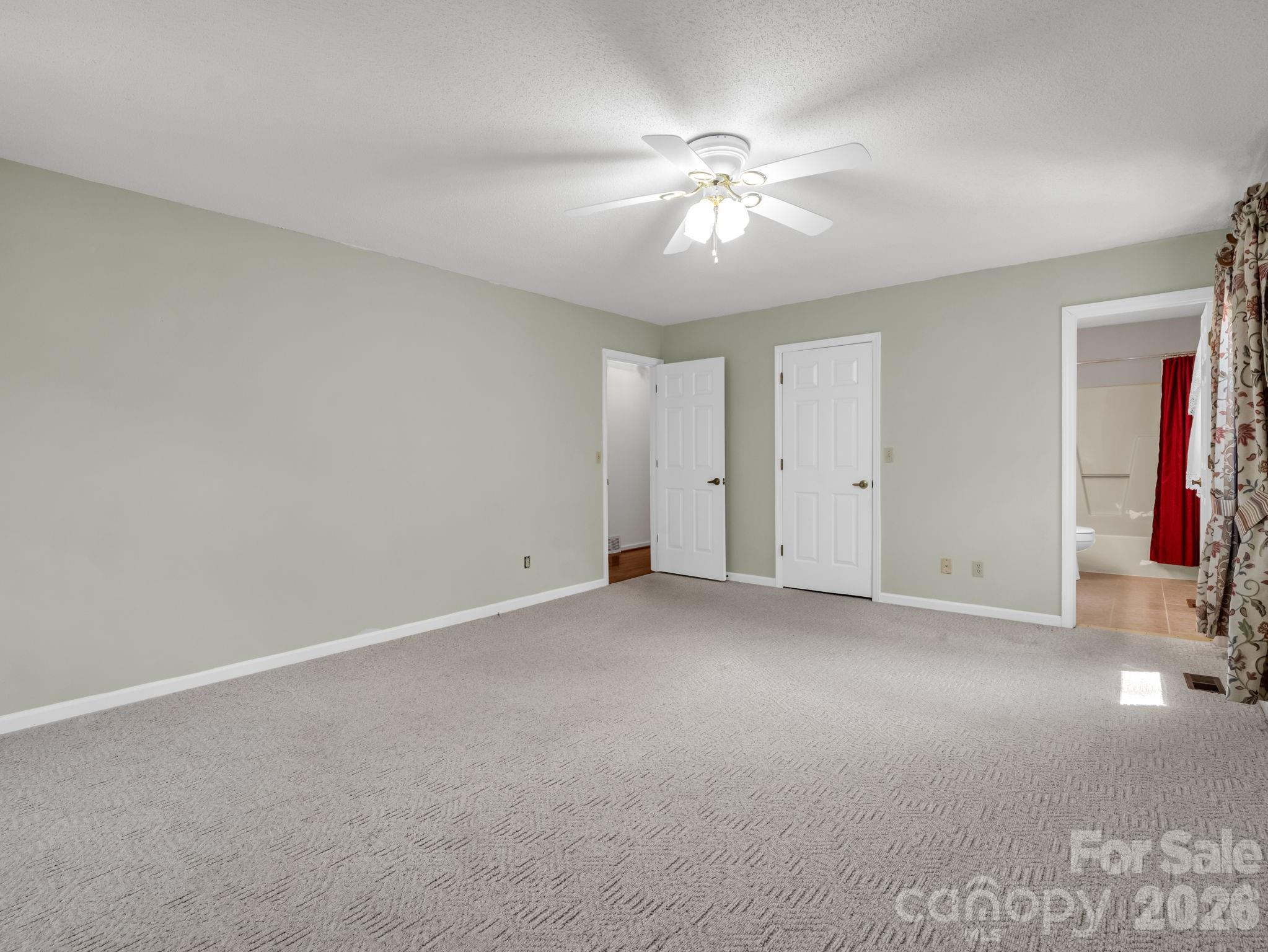 Hunters Glen - Residential