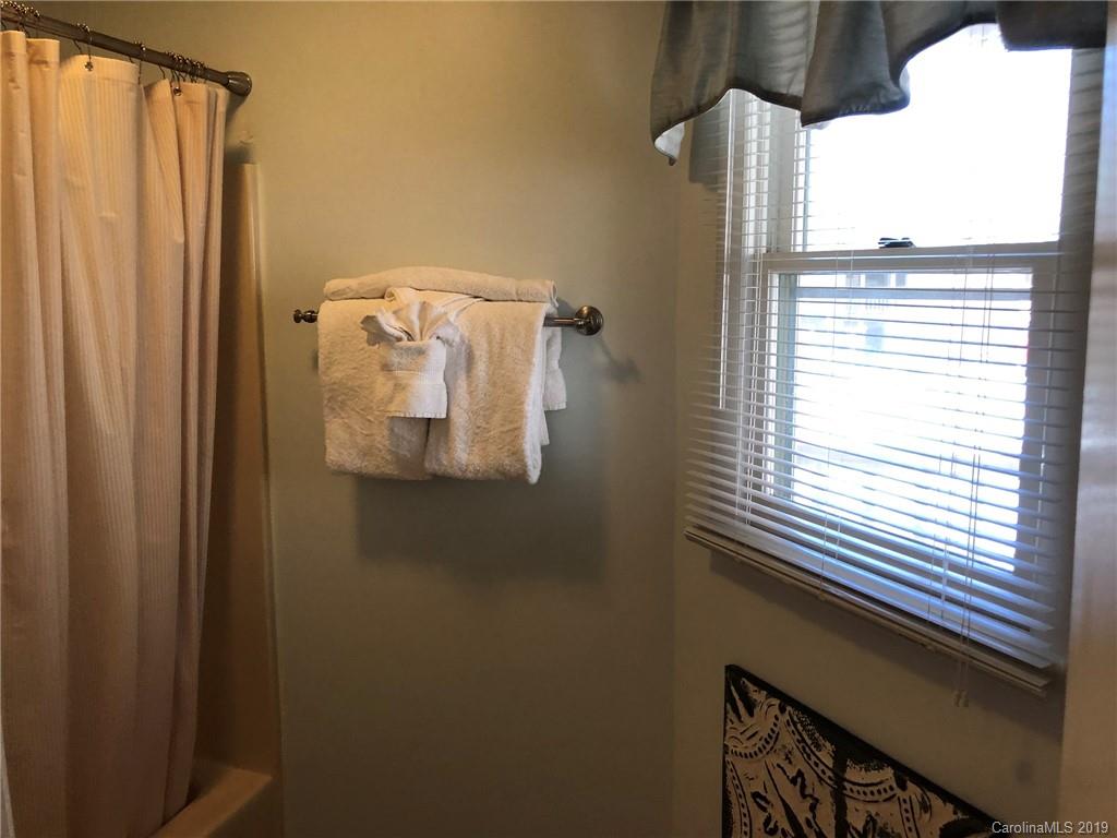 Rumbling Bald on Lake Lure - Residential