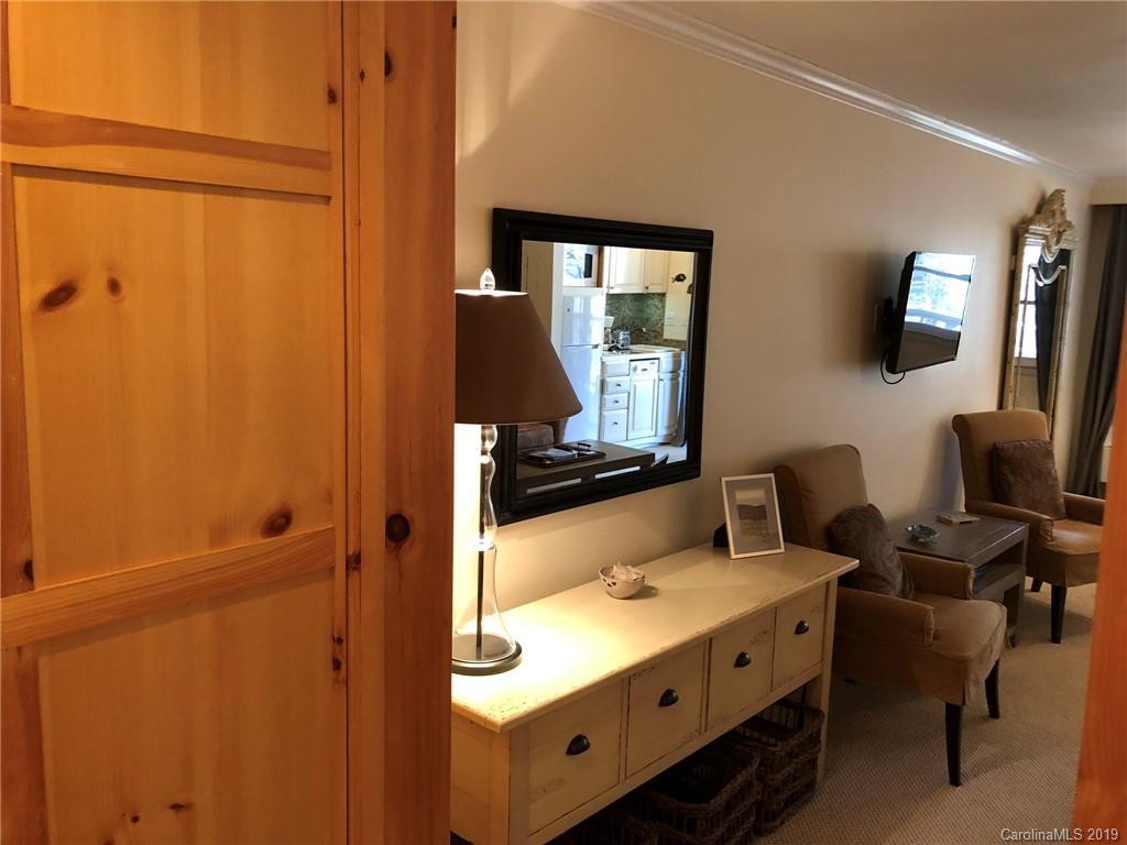 Rumbling Bald on Lake Lure - Residential