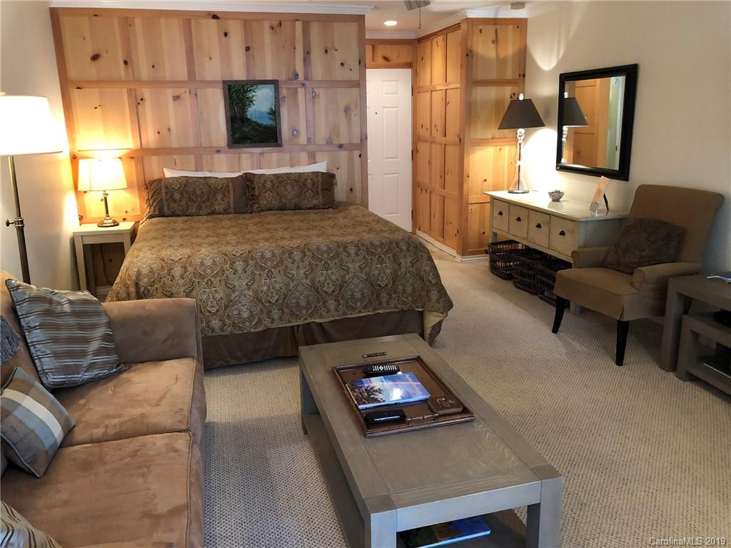 Rumbling Bald on Lake Lure - Residential