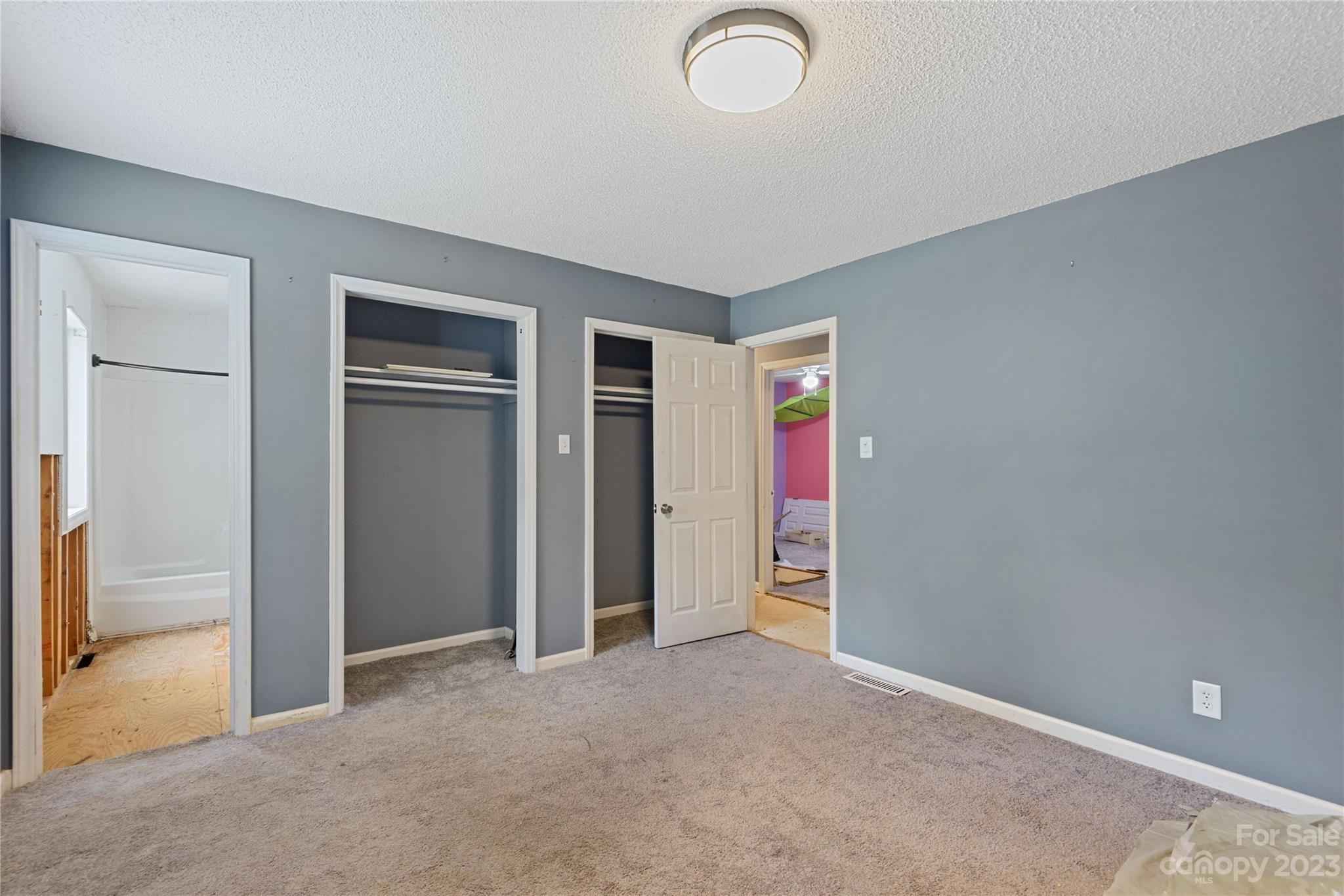 Tega Cay - Residential