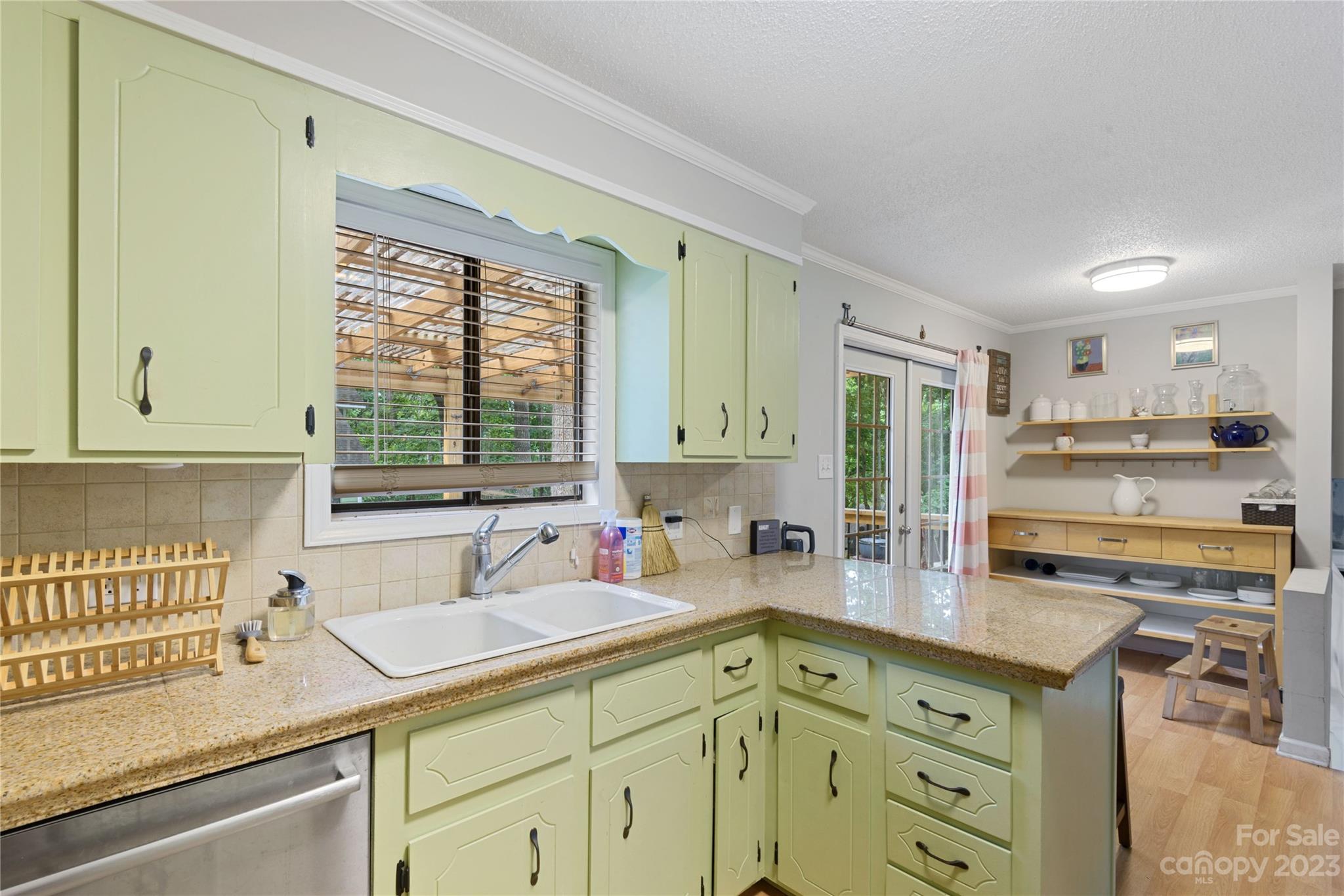 Tega Cay - Residential