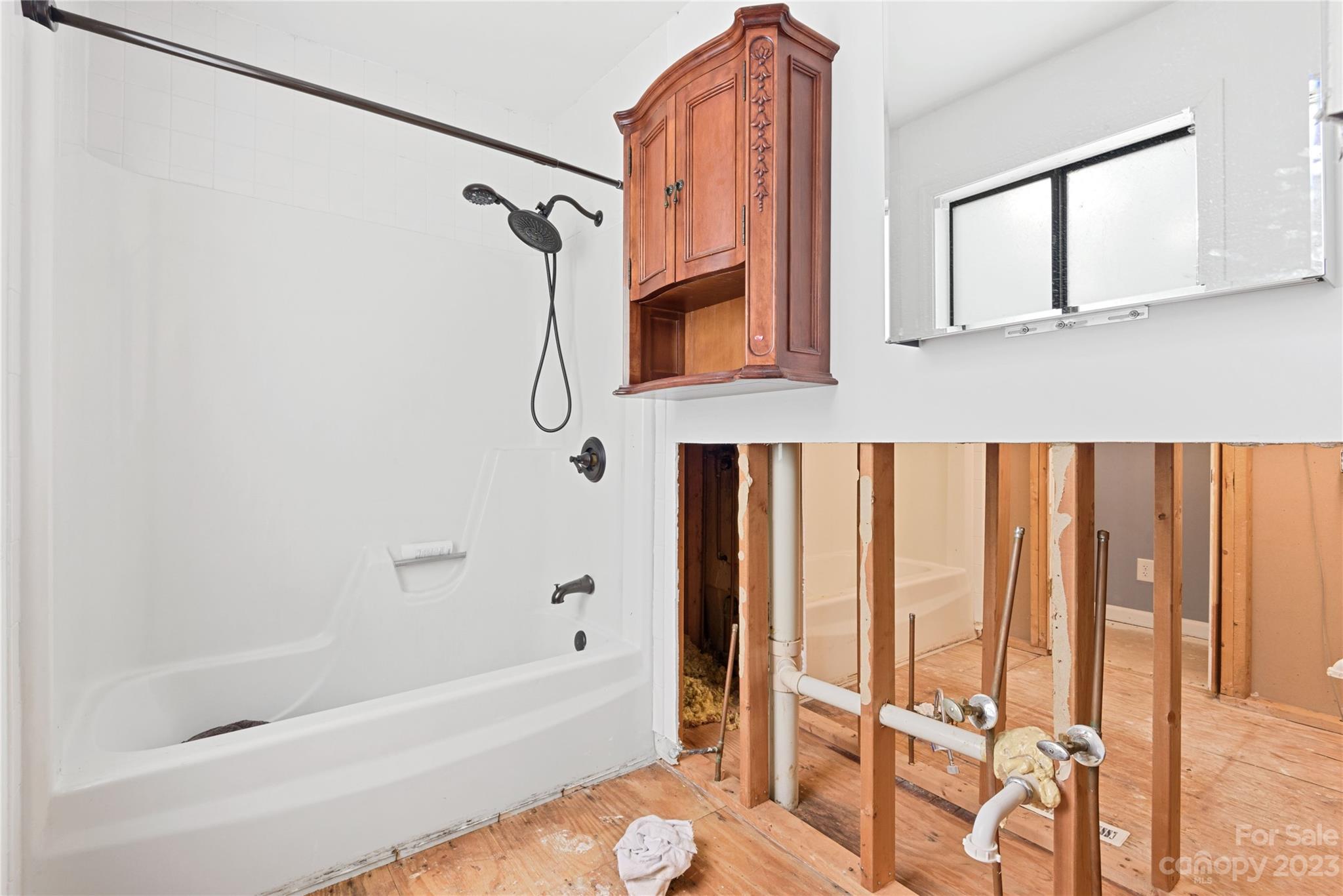 Tega Cay - Residential