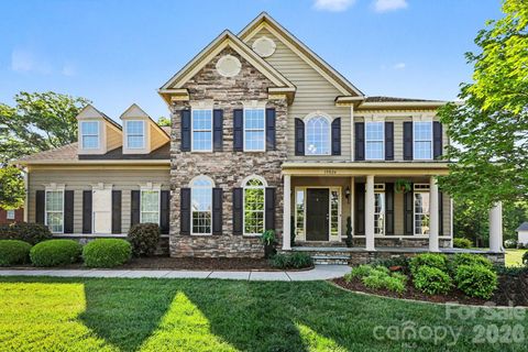 Photo of 15026 Skypark Drive, Huntersville, NC 28078 (MLS # 4327550)