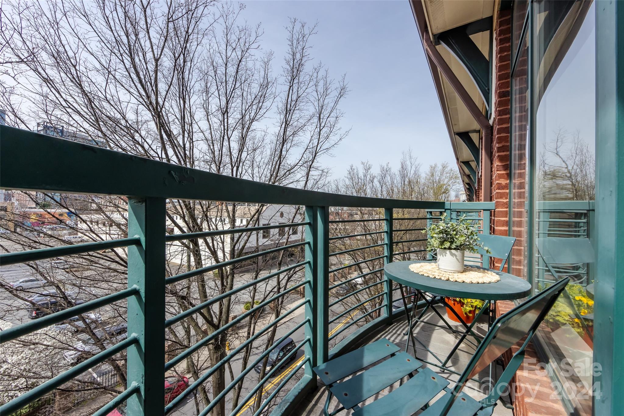 Park Avenue Condominiums - Residential