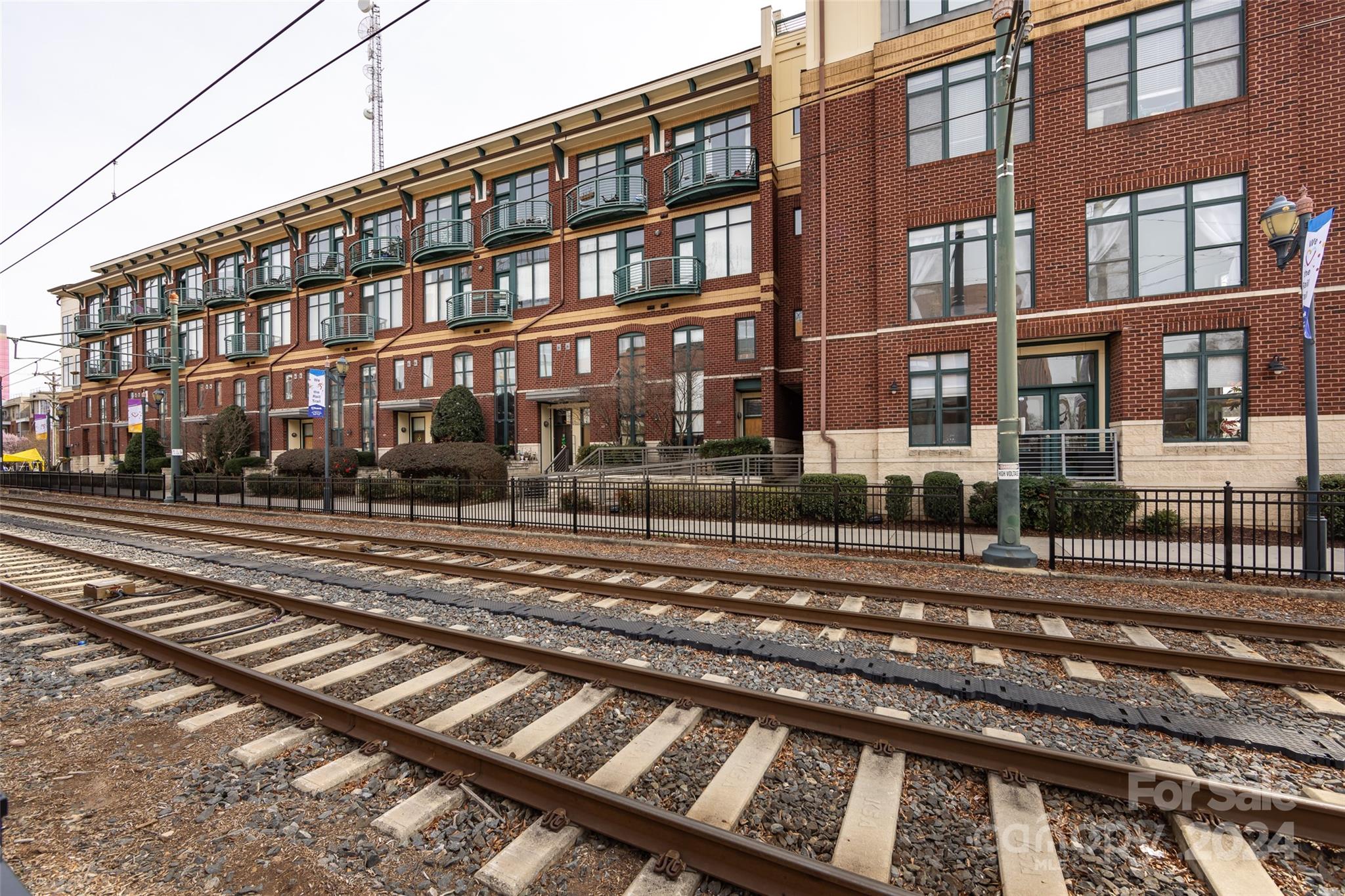 Park Avenue Condominiums - Residential