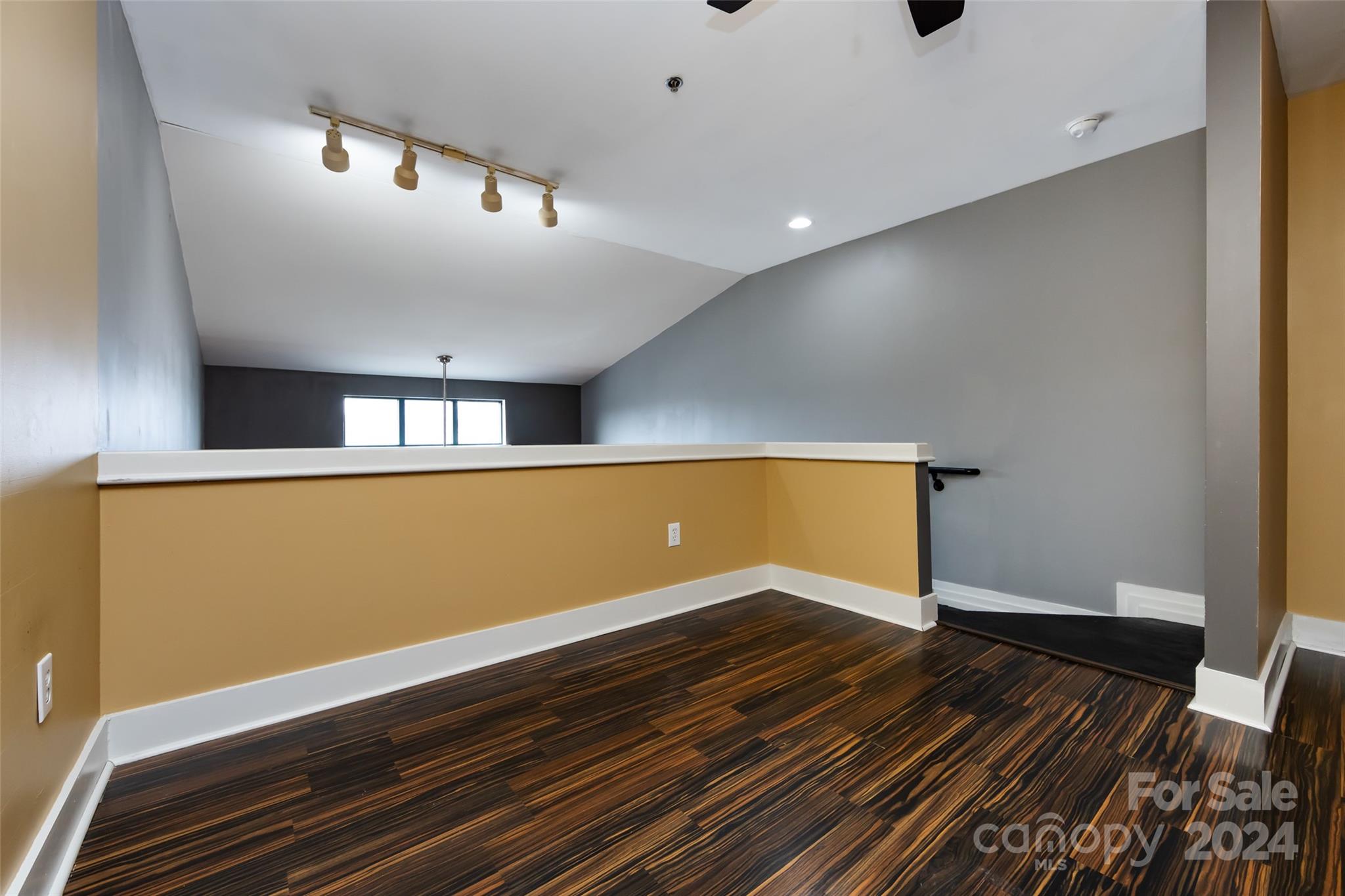 Park Avenue Condominiums - Residential