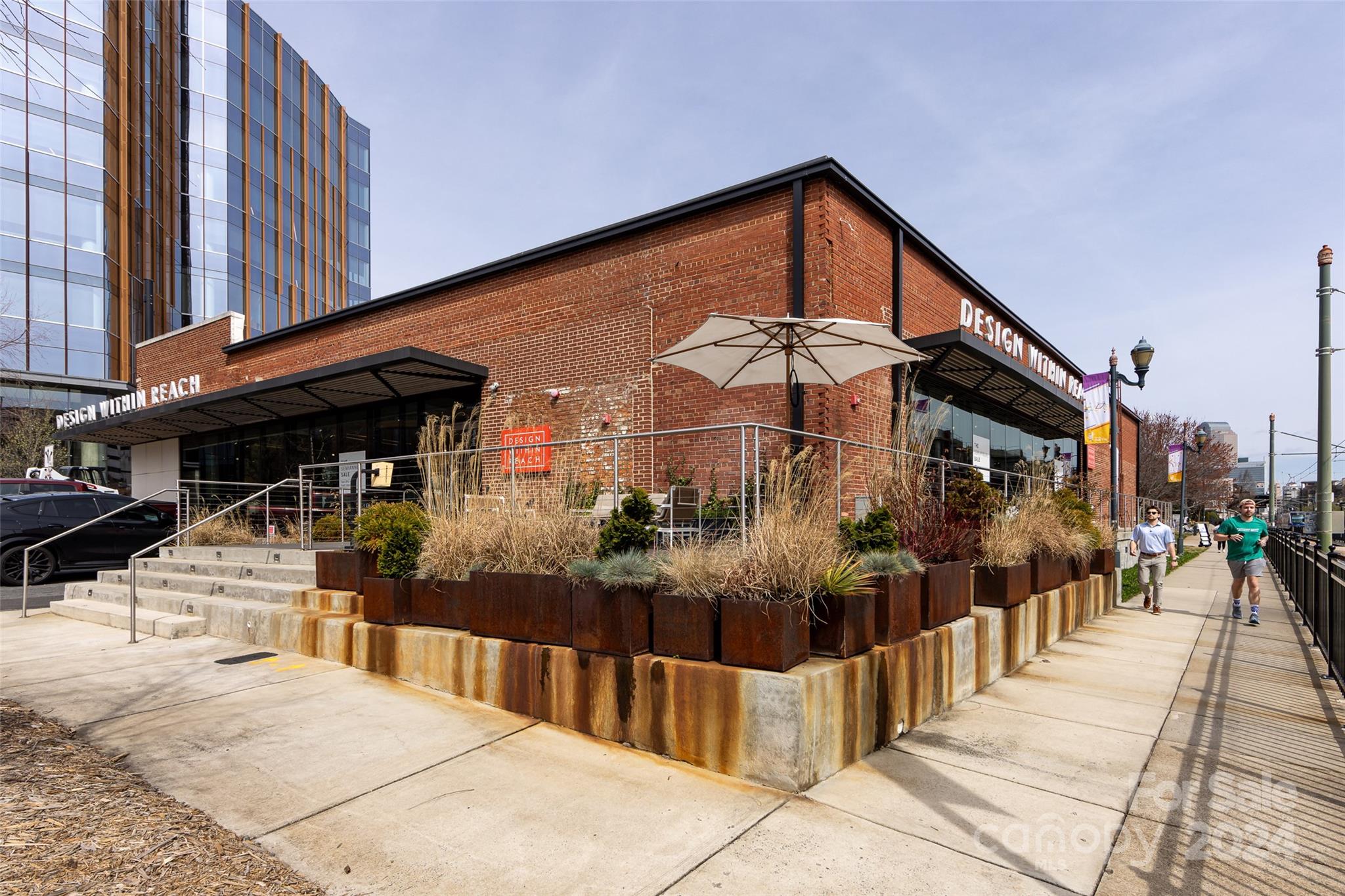 Park Avenue Condominiums - Residential