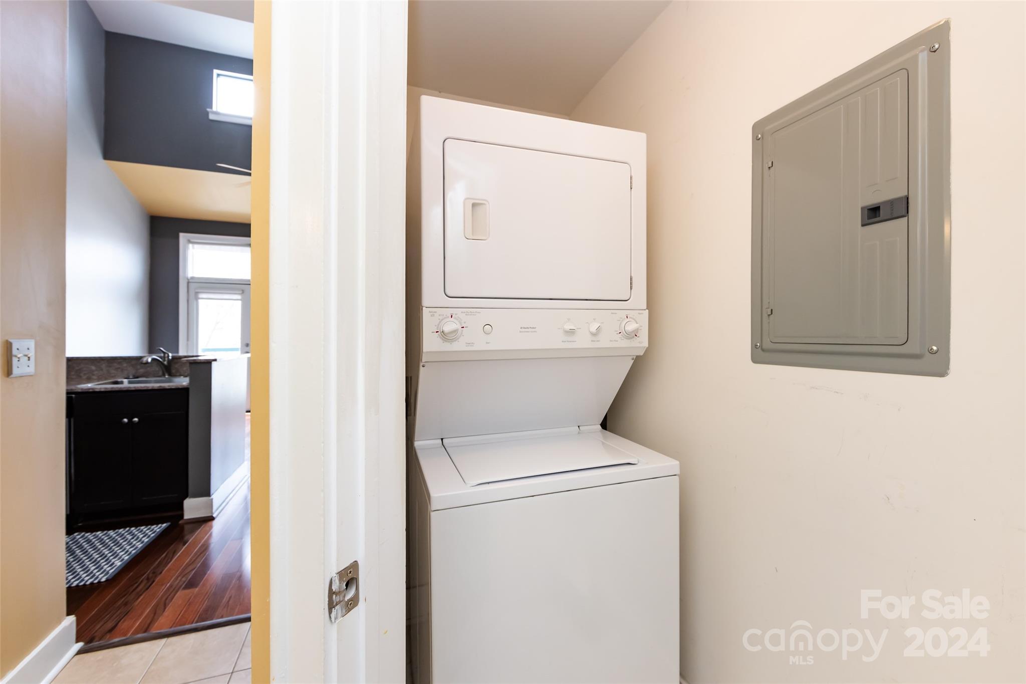 Park Avenue Condominiums - Residential