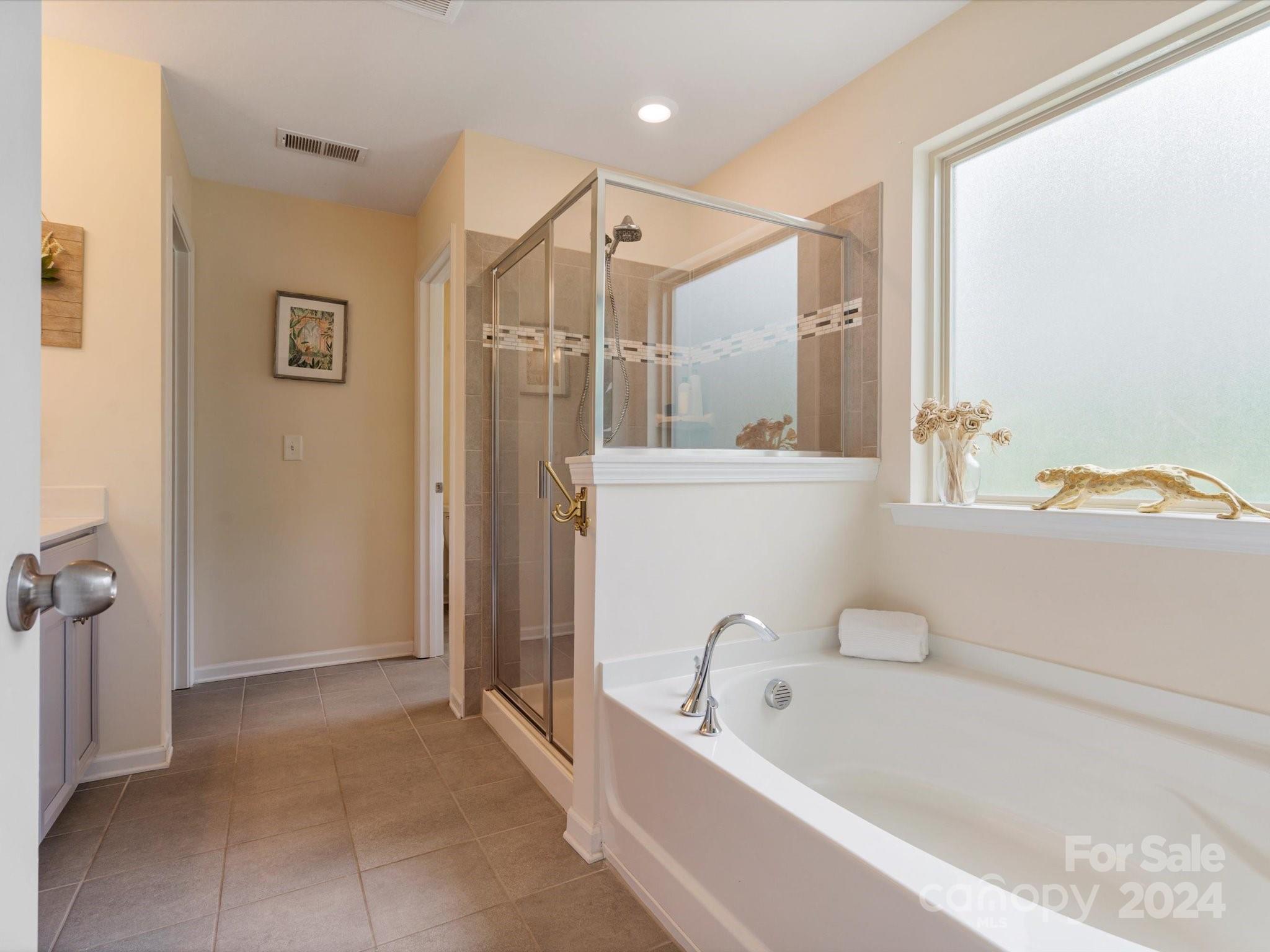 The Retreat At Rayfield - Residential