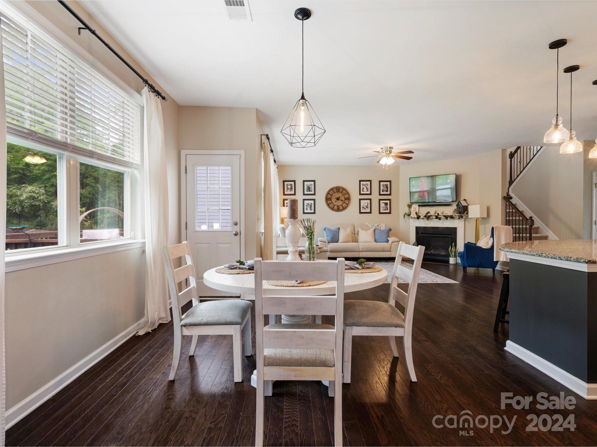 The Retreat At Rayfield - Residential