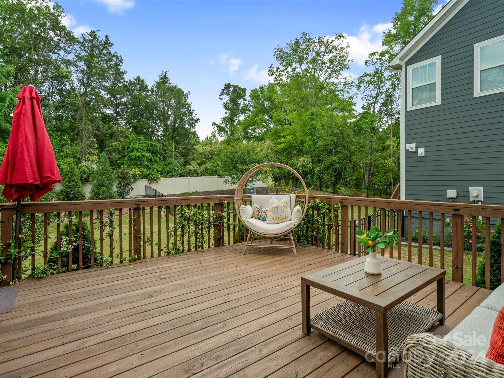 The Retreat At Rayfield - Residential