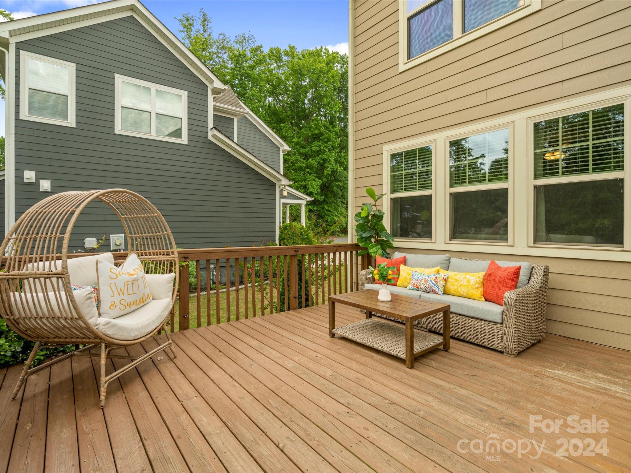 The Retreat At Rayfield - Residential