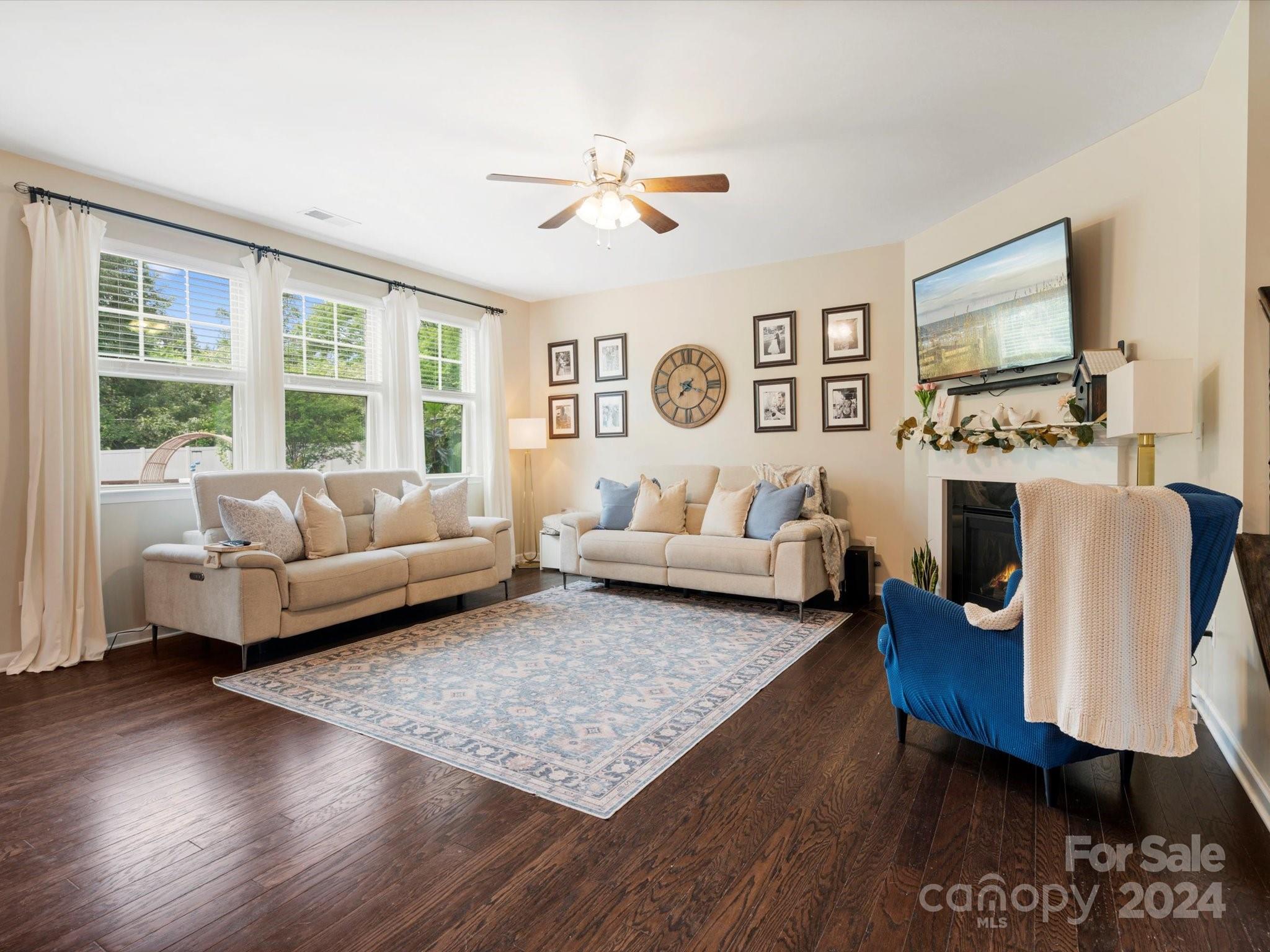 The Retreat At Rayfield - Residential