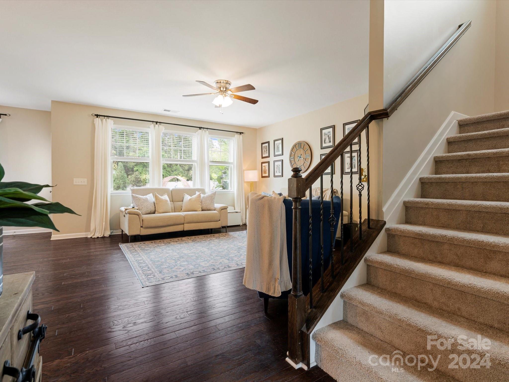 The Retreat At Rayfield - Residential