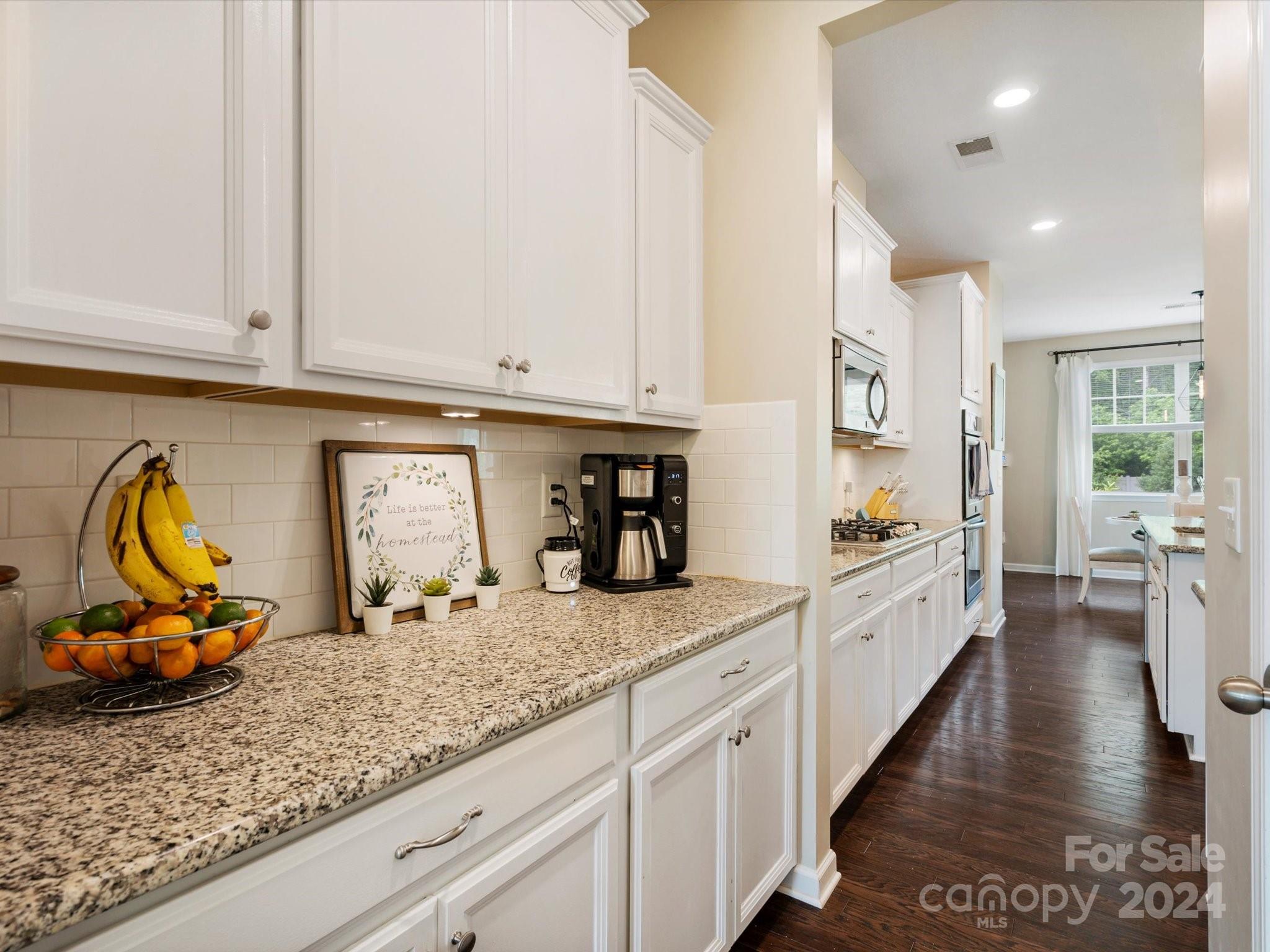 The Retreat At Rayfield - Residential