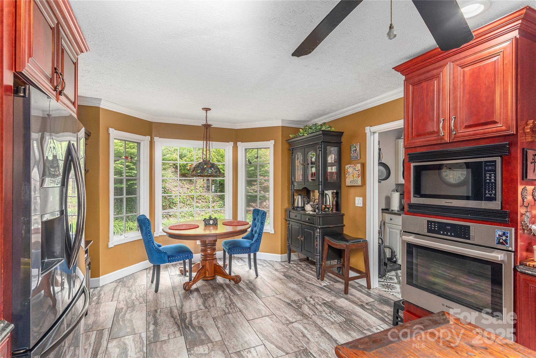Rock House Cove - Residential