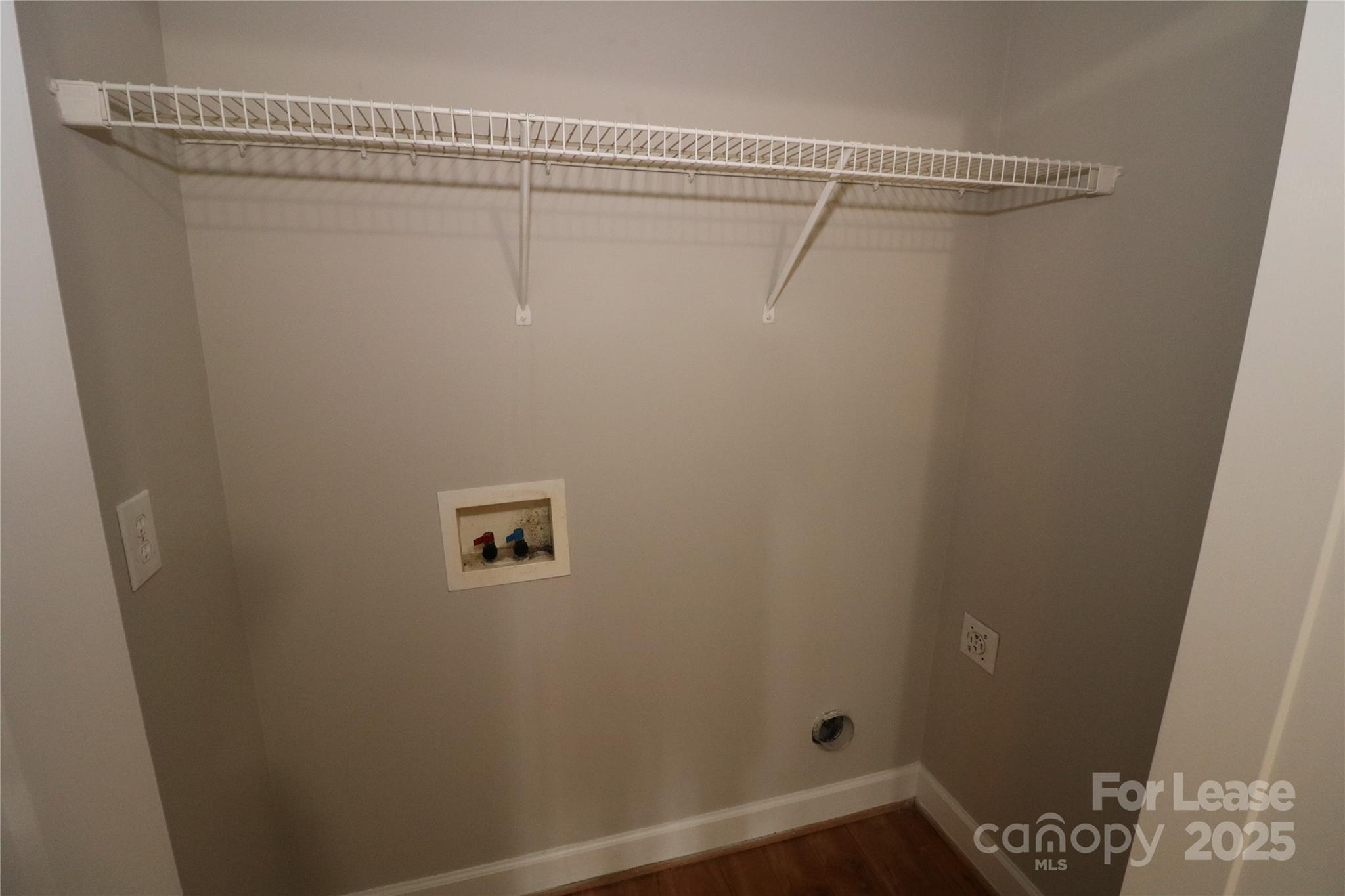 Carya Pond Condo Homes - Residential Lease