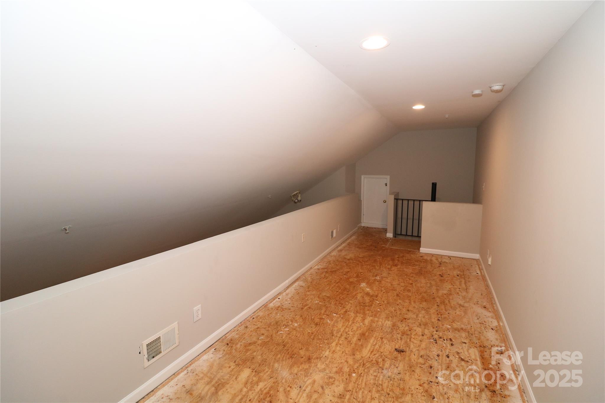 Carya Pond Condo Homes - Residential Lease