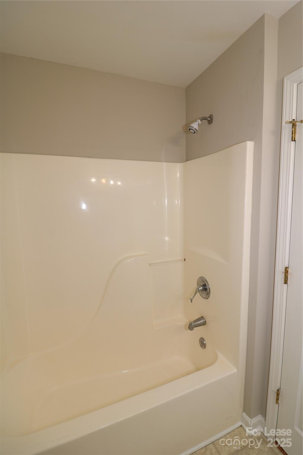 Carya Pond Condo Homes - Residential Lease