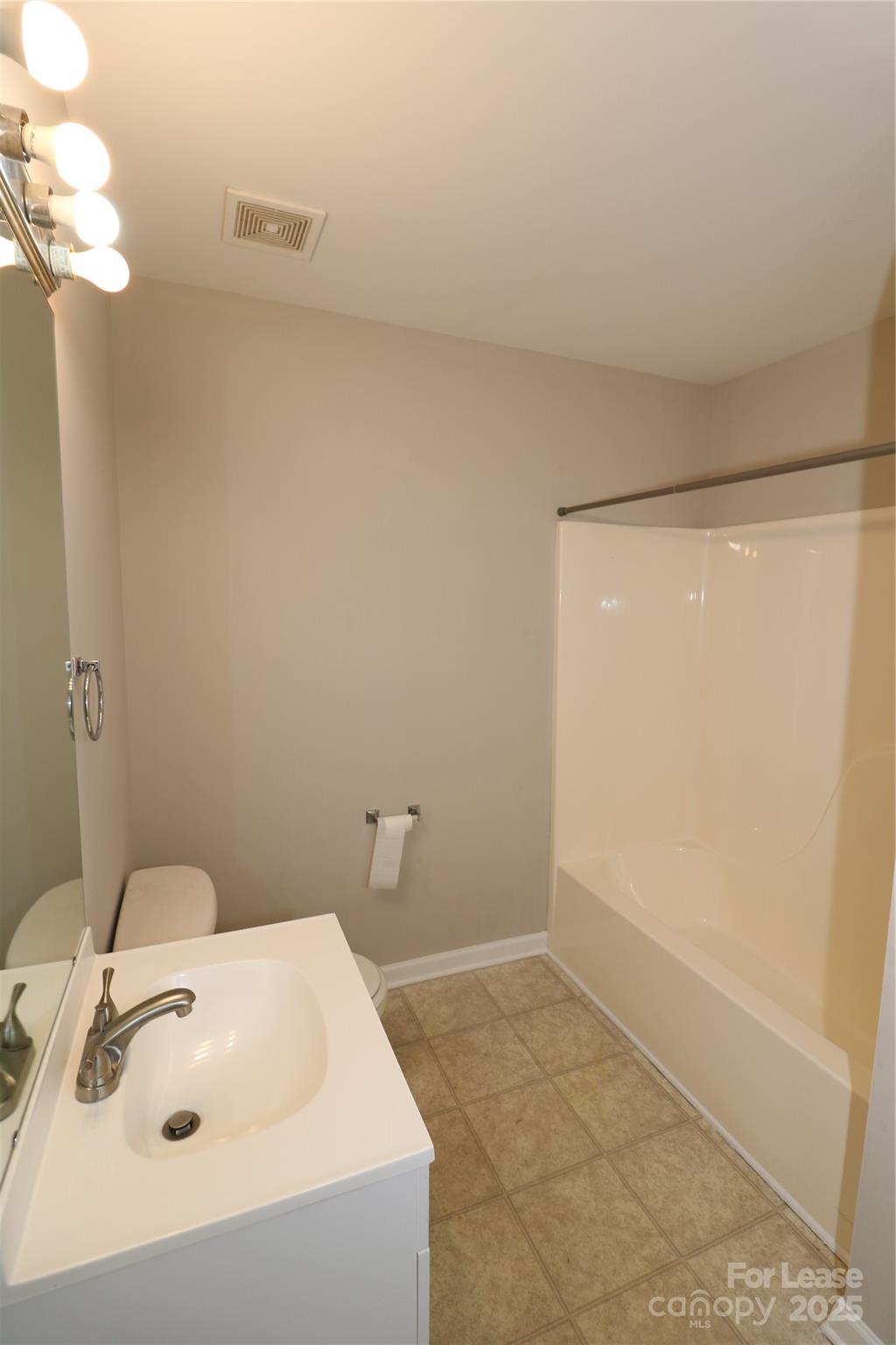 Carya Pond Condo Homes - Residential Lease